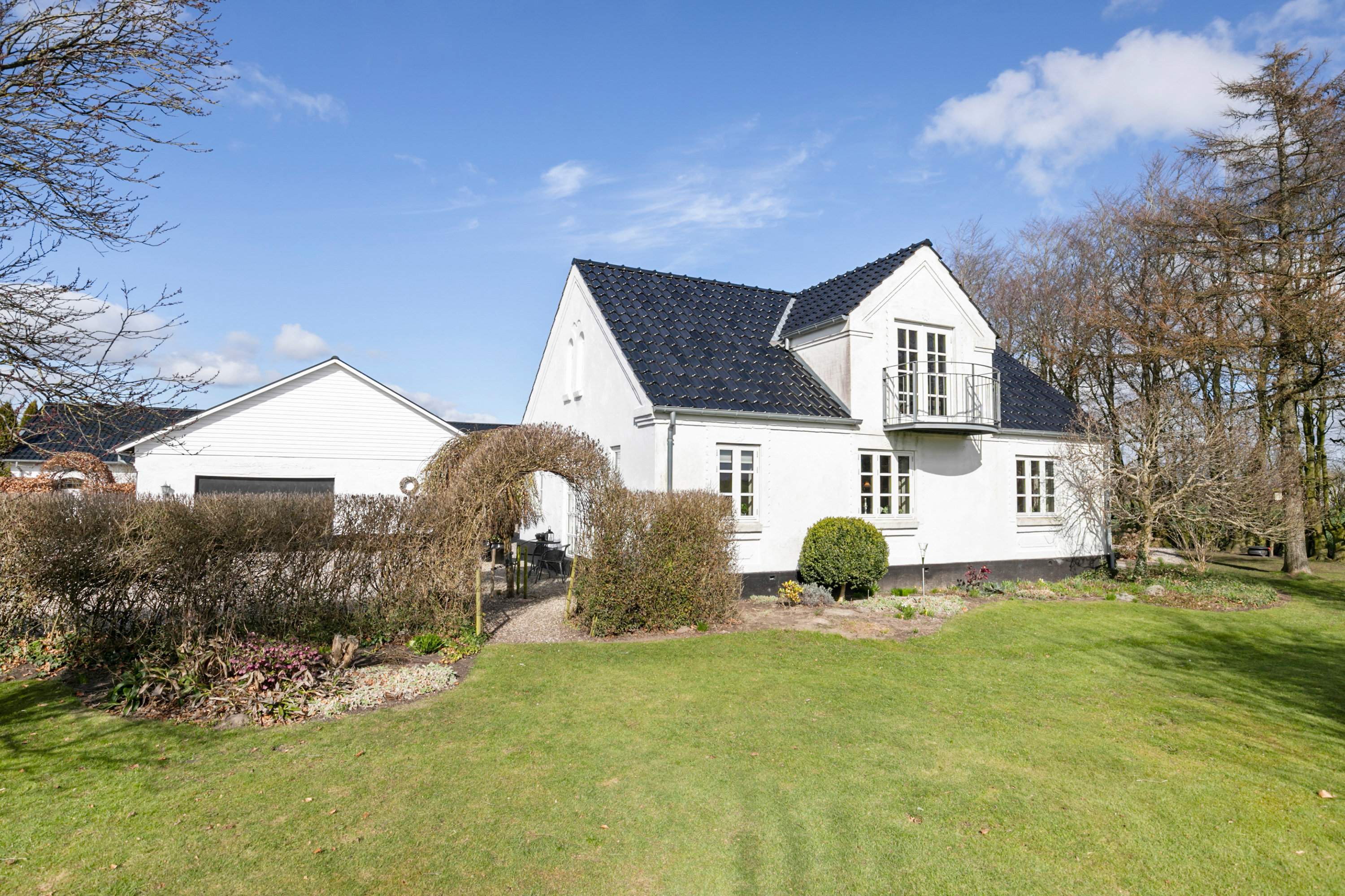 Fremhævet facade billede i fuldskærmstilstand. Billede af Glerupvej 188, Glerup, 9631 Gedsted