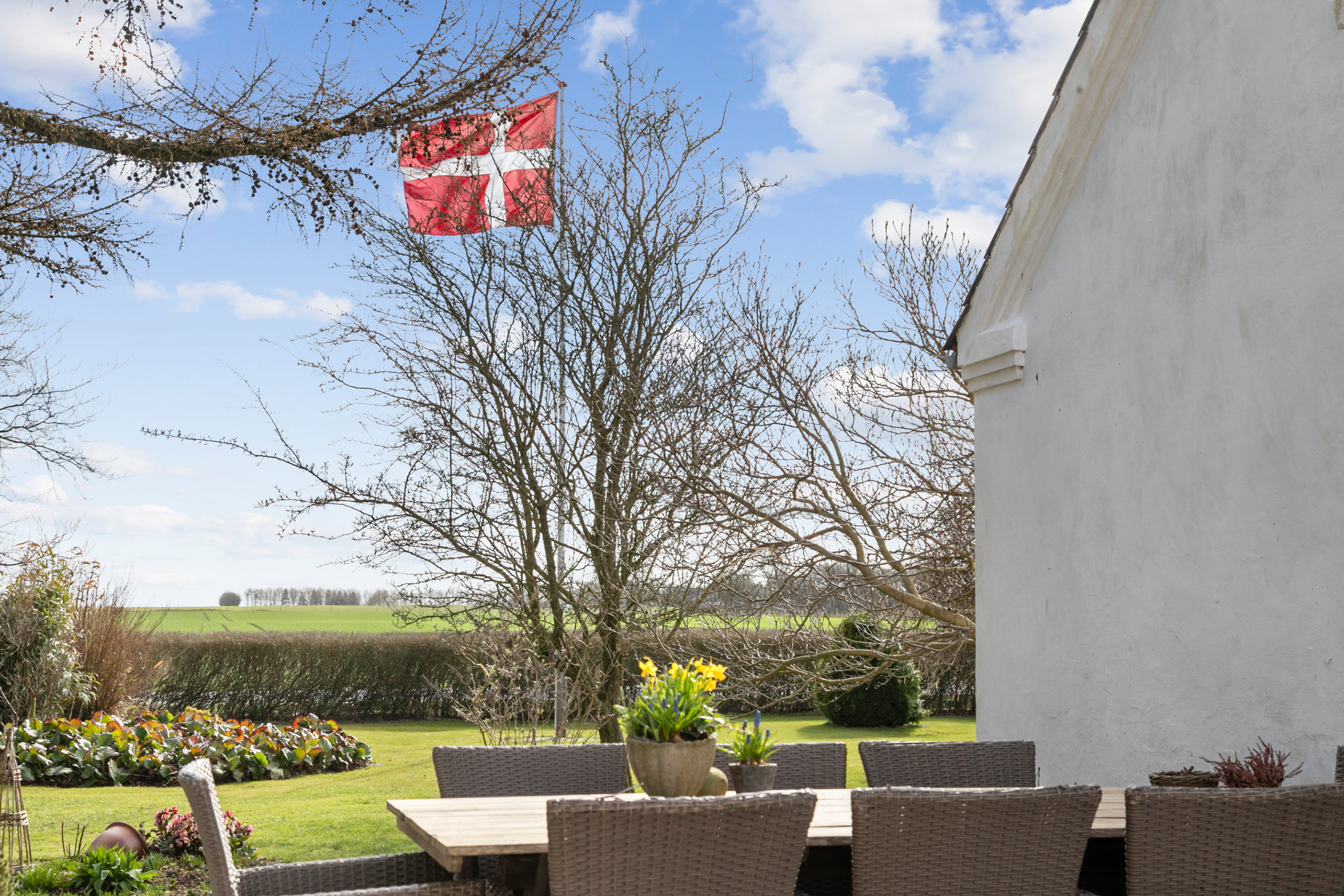 Fremhævet terrasse billede i fuldskærmstilstand. Billede af Glerupvej 188, Glerup, 9631 Gedsted