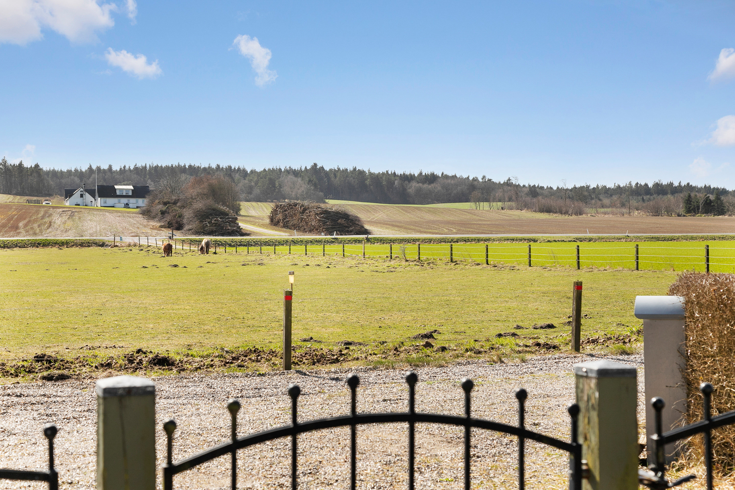 Fremhævet marker billede i fuldskærmstilstand. Billede af Gunderupvej 32, Tandrup, 9640 Farsø