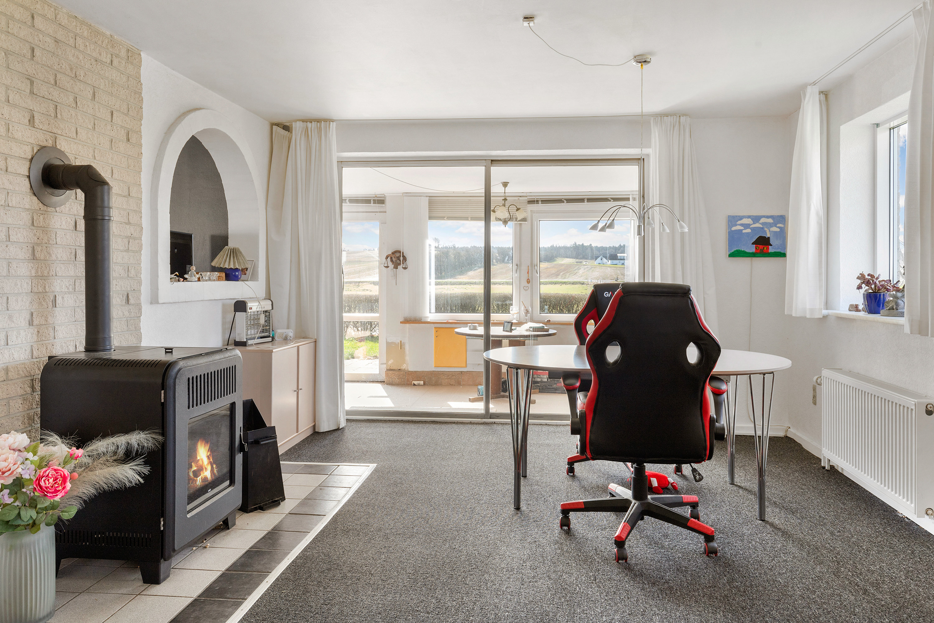 Fremhævet stue billede i fuldskærmstilstand. Billede af Gunderupvej 32, Tandrup, 9640 Farsø