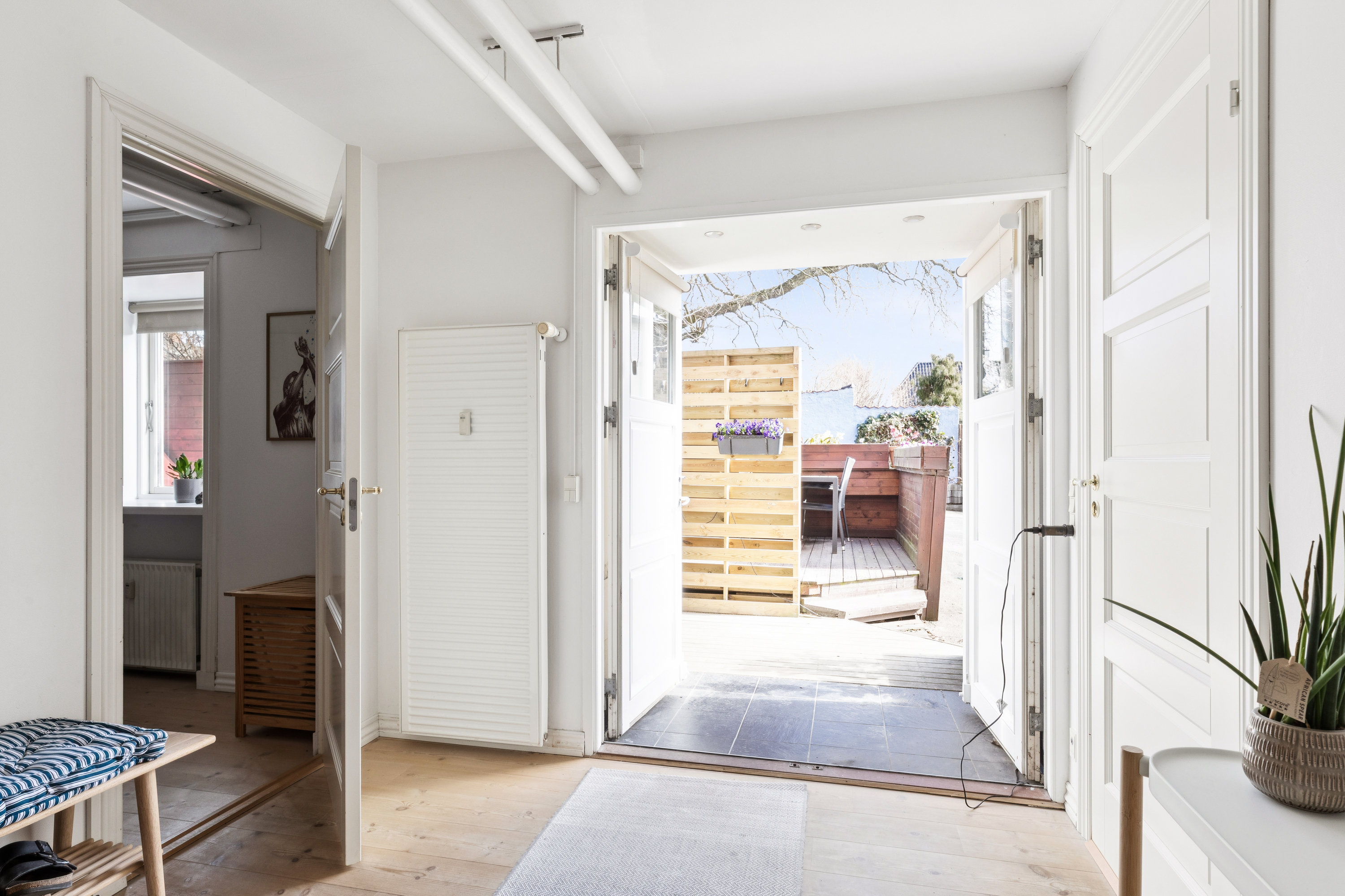 Fremhævet gang billede i fuldskærmstilstand. Billede af Jernbane Allé 8, st.. tv., 2720 Vanløse