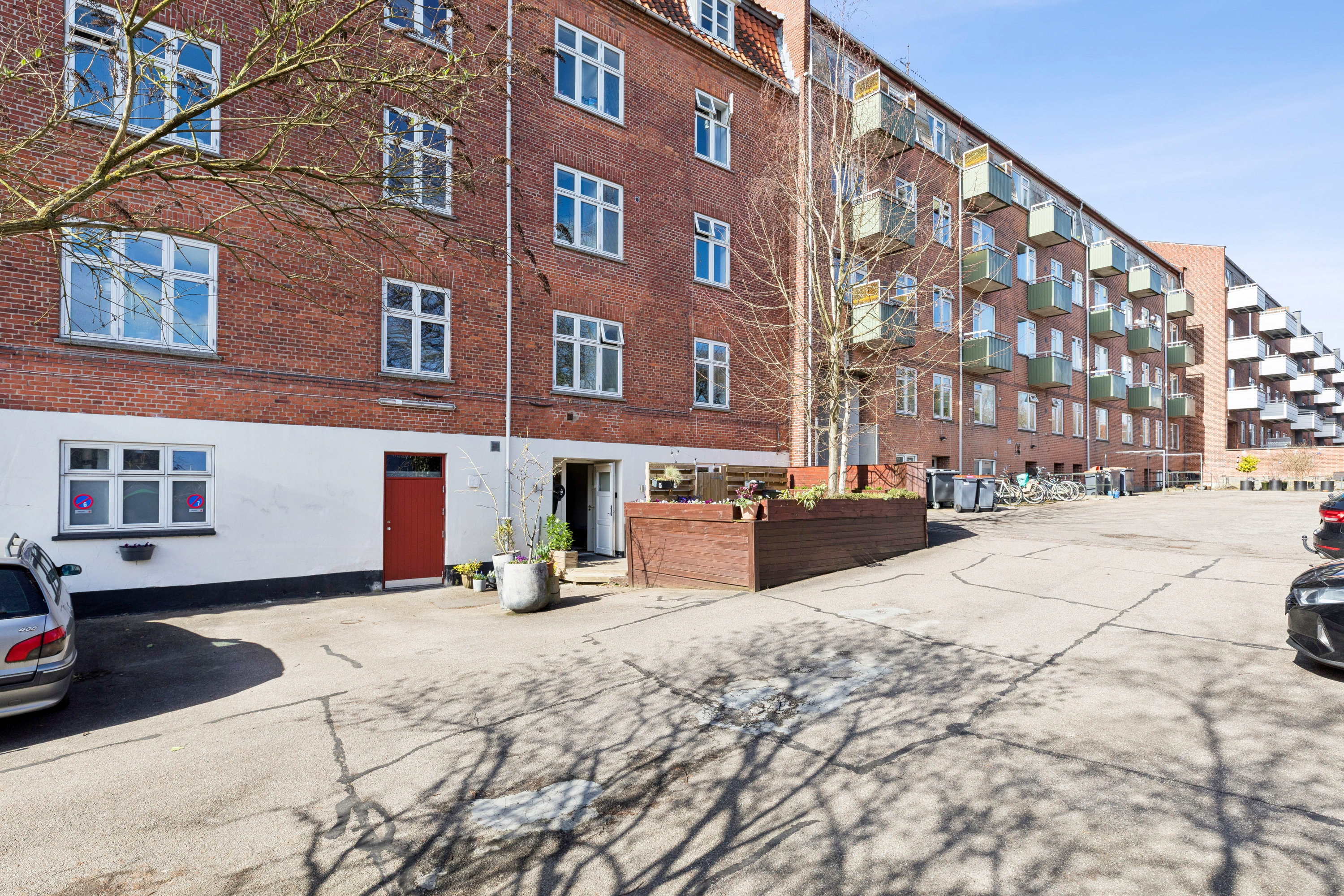 Fremhævet andet billede i fuldskærmstilstand. Billede af Jernbane Allé 8, st.. tv., 2720 Vanløse