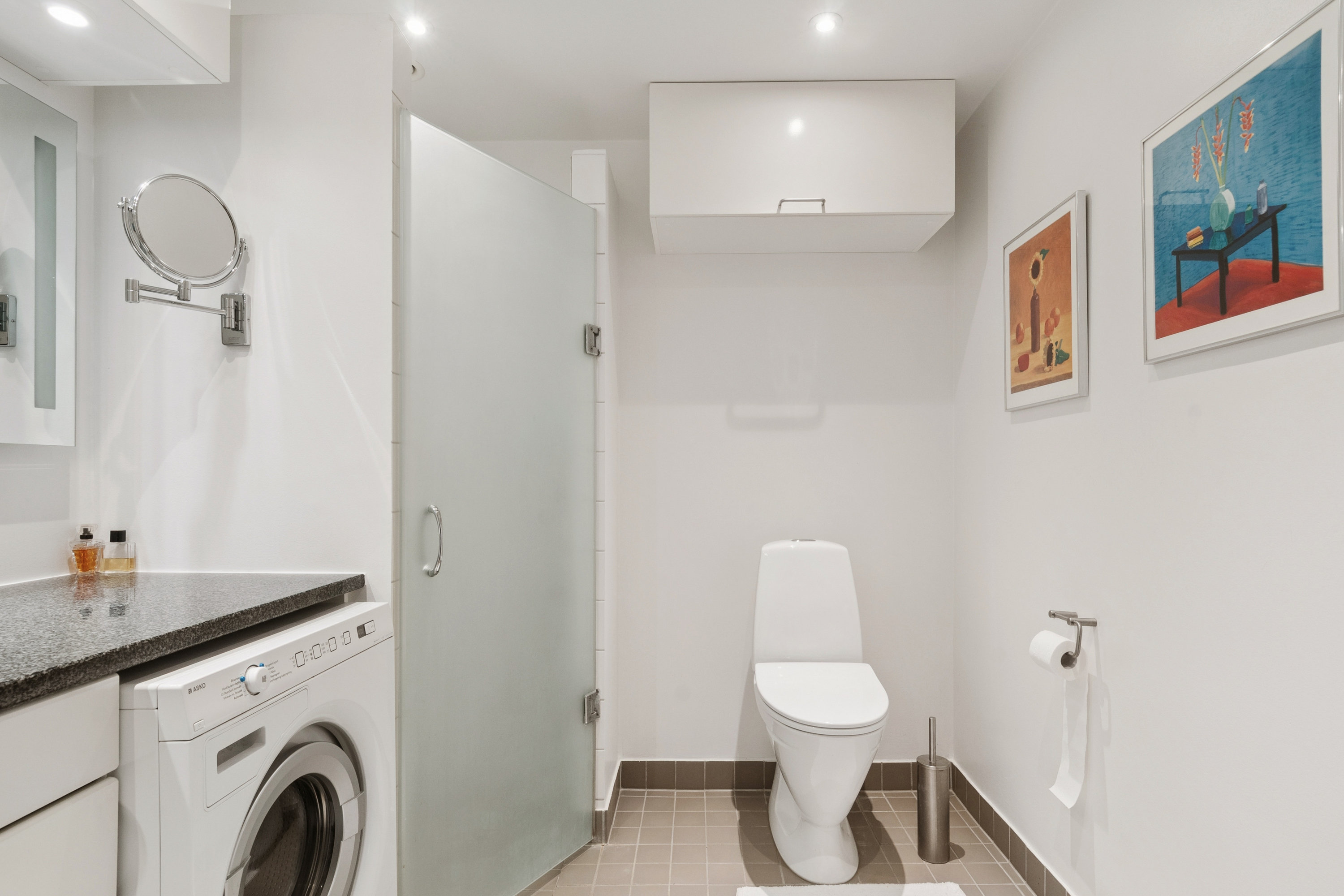 Fremhævet badeværelse billede i fuldskærmstilstand. Billede af Roret 83, 3070 Snekkersten