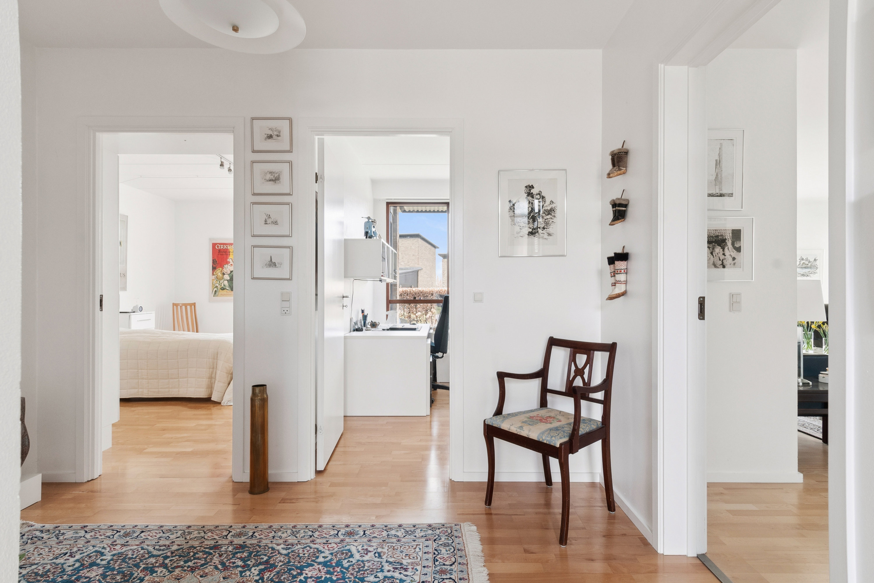 Fremhævet stue billede i fuldskærmstilstand. Billede af Roret 83, 3070 Snekkersten