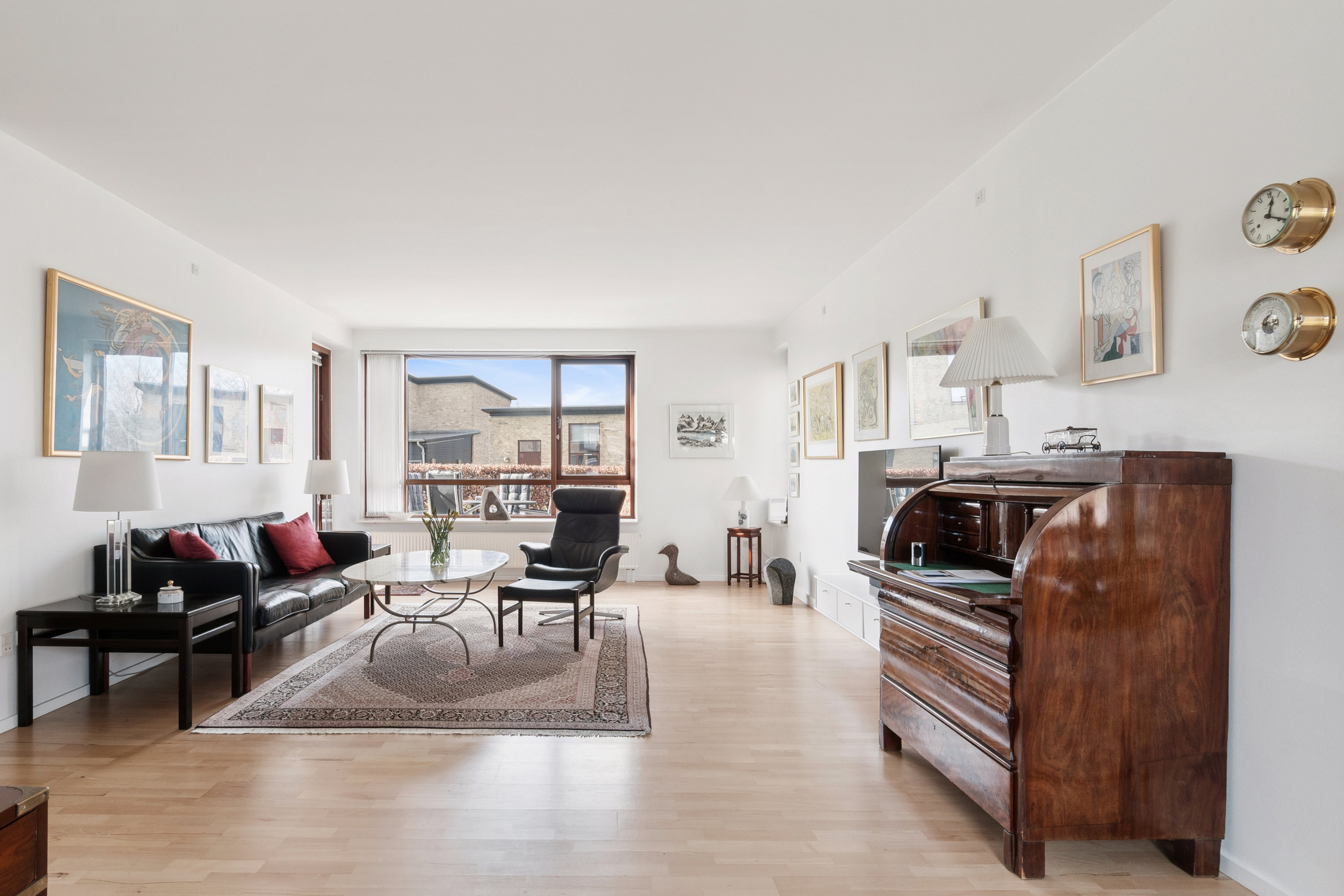 Fremhævet stue billede i fuldskærmstilstand. Billede af Roret 83, 3070 Snekkersten