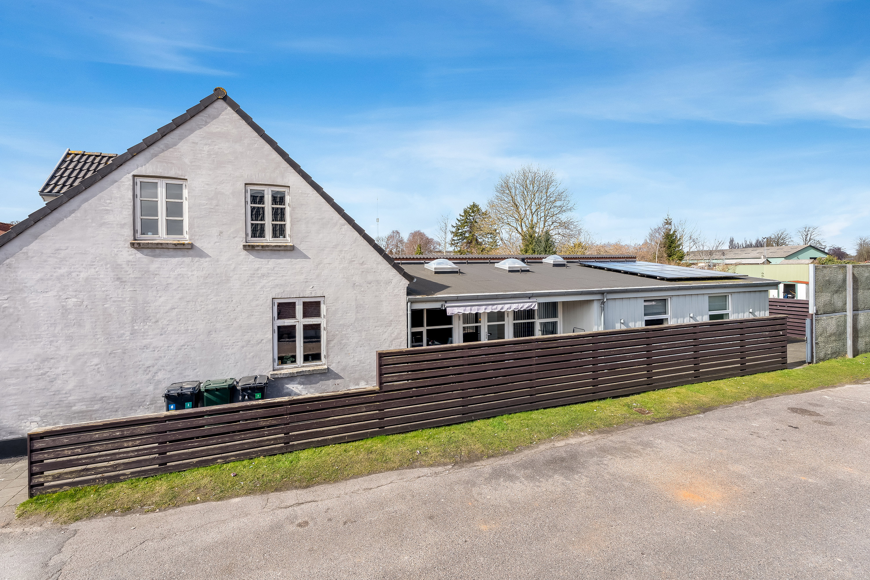 Fremhævet mastefoto billede i fuldskærmstilstand. Billede af Museumsgade 39, 4930 Maribo