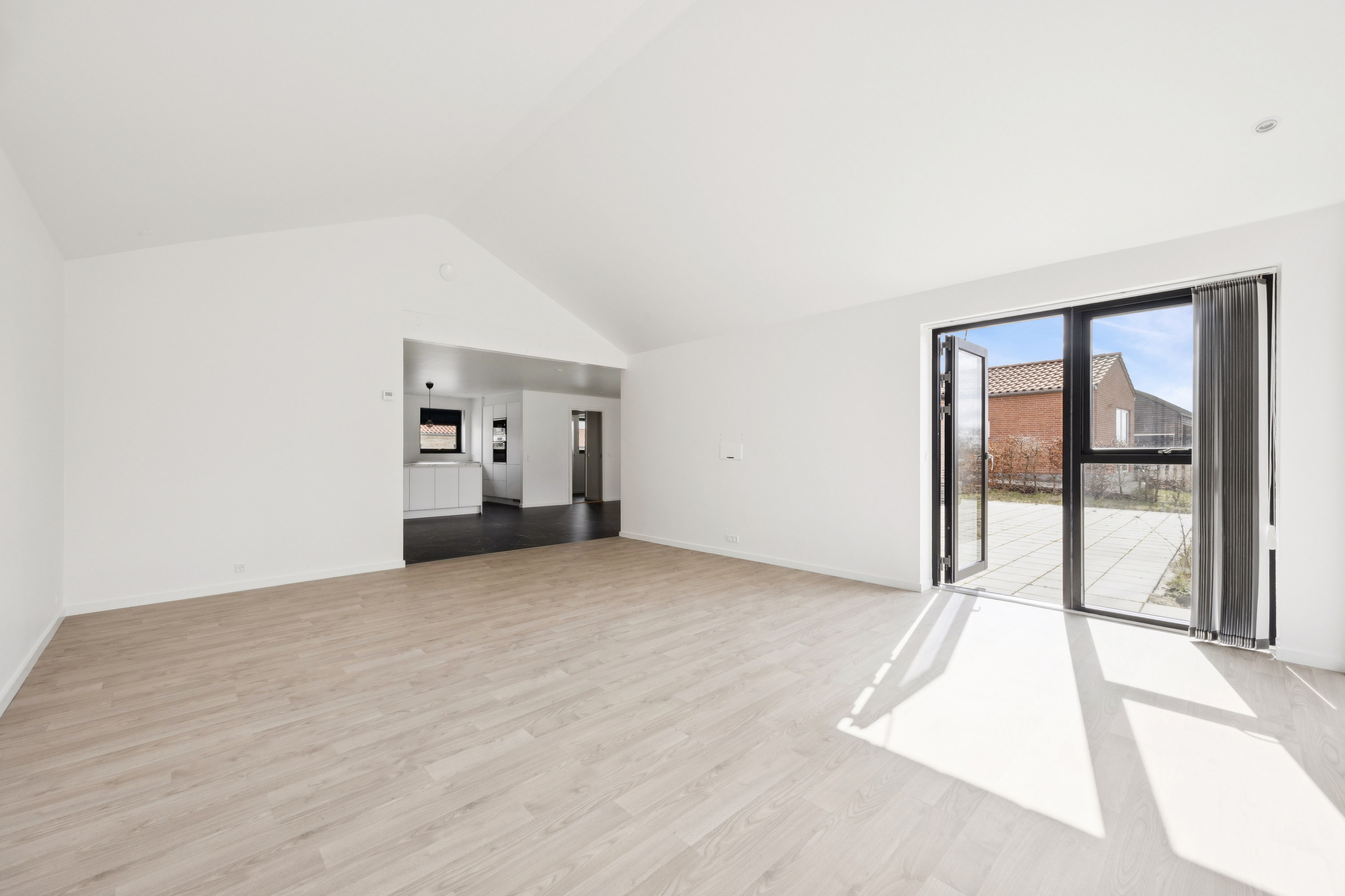 Fremhævet stue billede i fuldskærmstilstand. Billede af Sven Brasch Vej 26, 4140 Borup