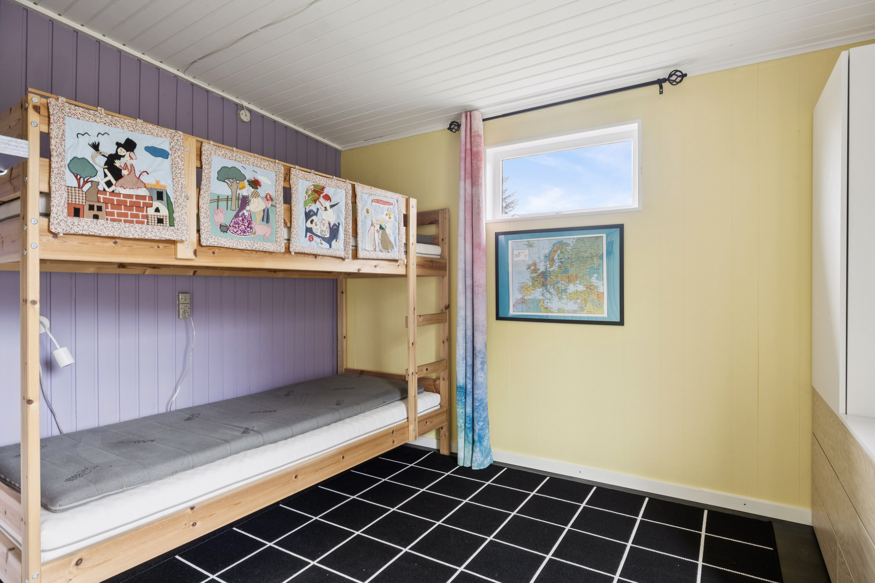 Fremhævet disponibelt rum billede i fuldskærmstilstand. Billede af Thorsvej 1, 4140 Borup