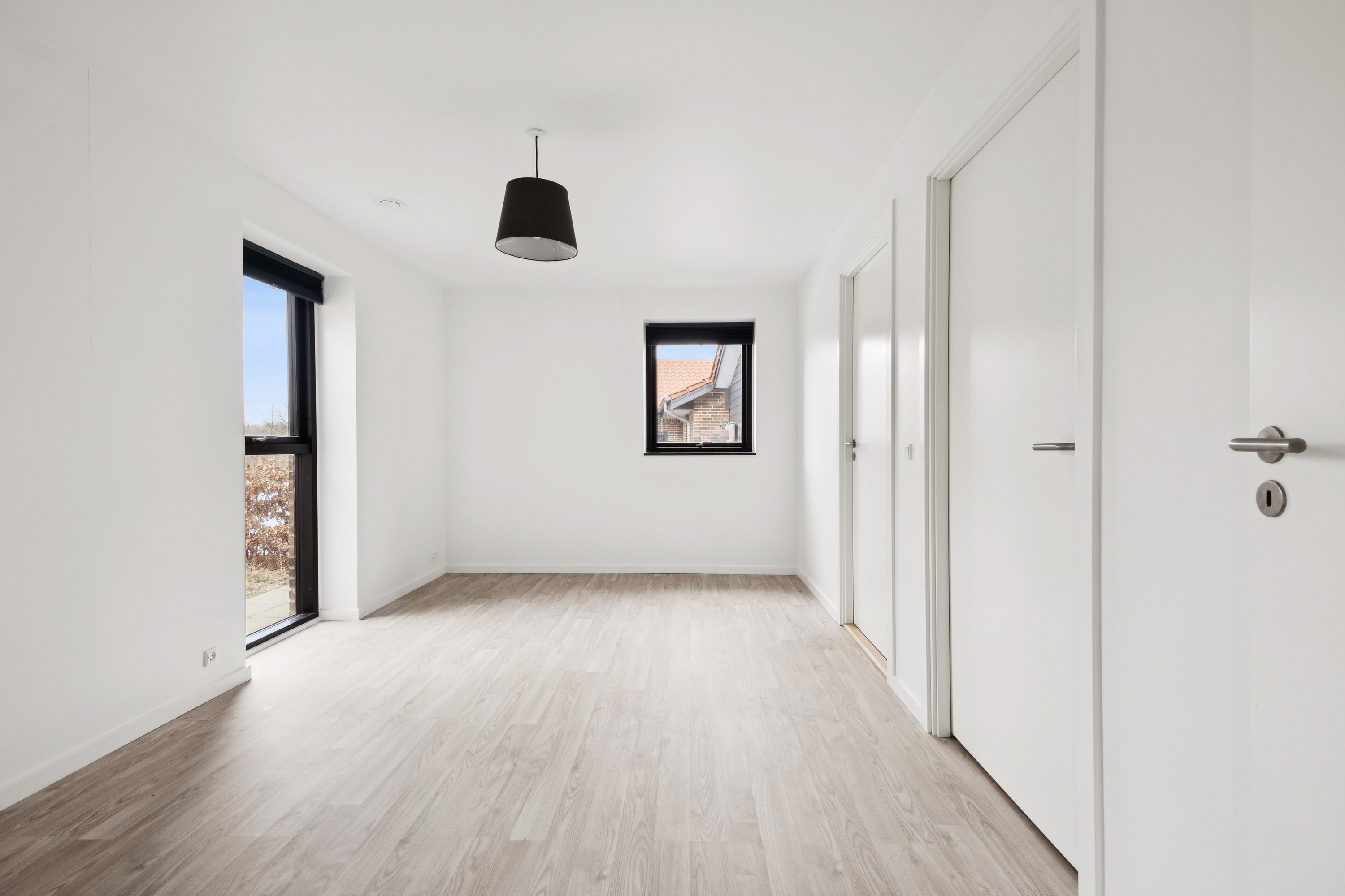 Fremhævet værelse billede i fuldskærmstilstand. Billede af Sven Brasch Vej 26, 4140 Borup