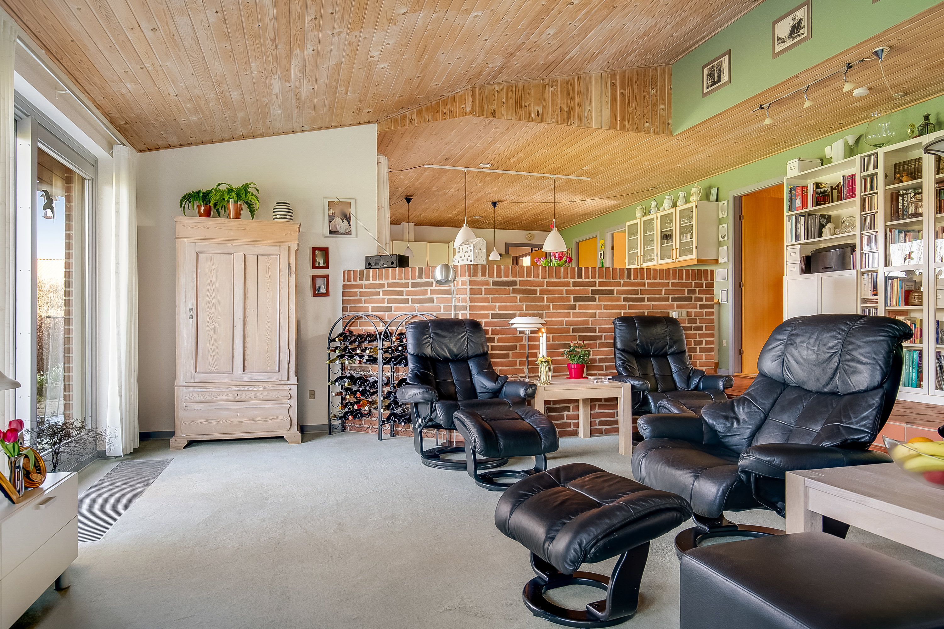 Fremhævet stue billede i fuldskærmstilstand. Billede af Hornemansvej 4, Vinding, 7100 Vejle