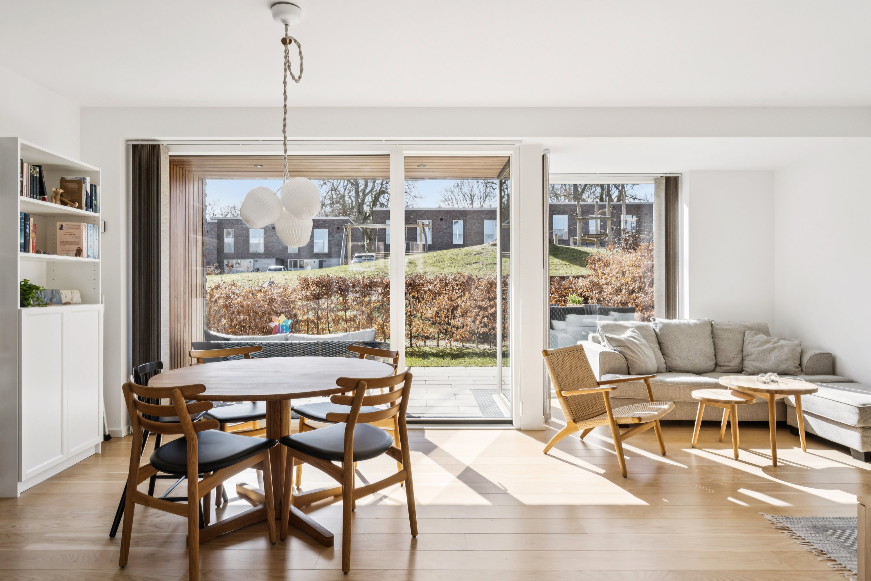 Fremhævet stue billede i fuldskærmstilstand. Billede af Erling Jacobsens Gade 73, 8240 Risskov