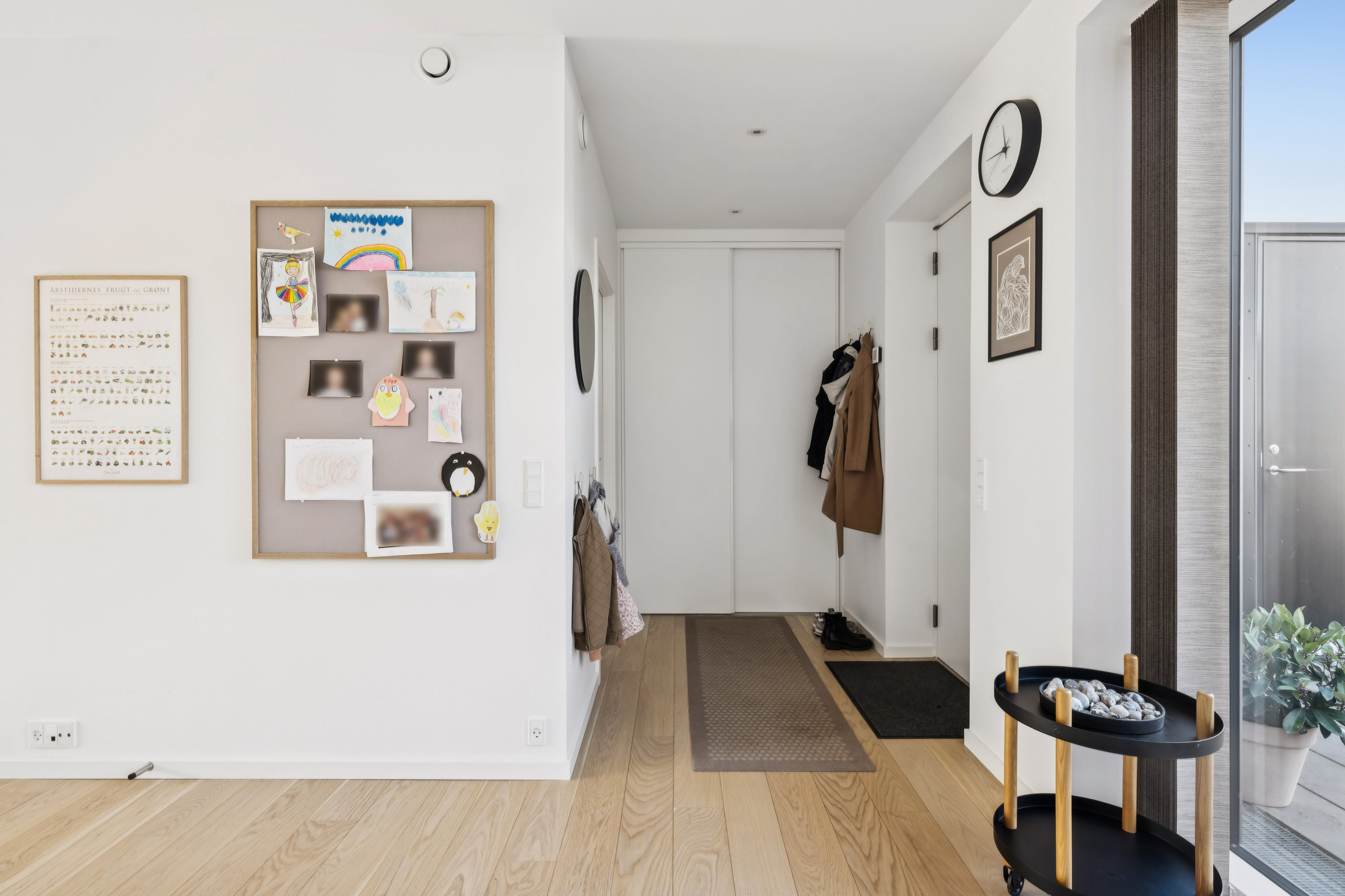 Fremhævet gang billede i fuldskærmstilstand. Billede af Erling Jacobsens Gade 73, 8240 Risskov