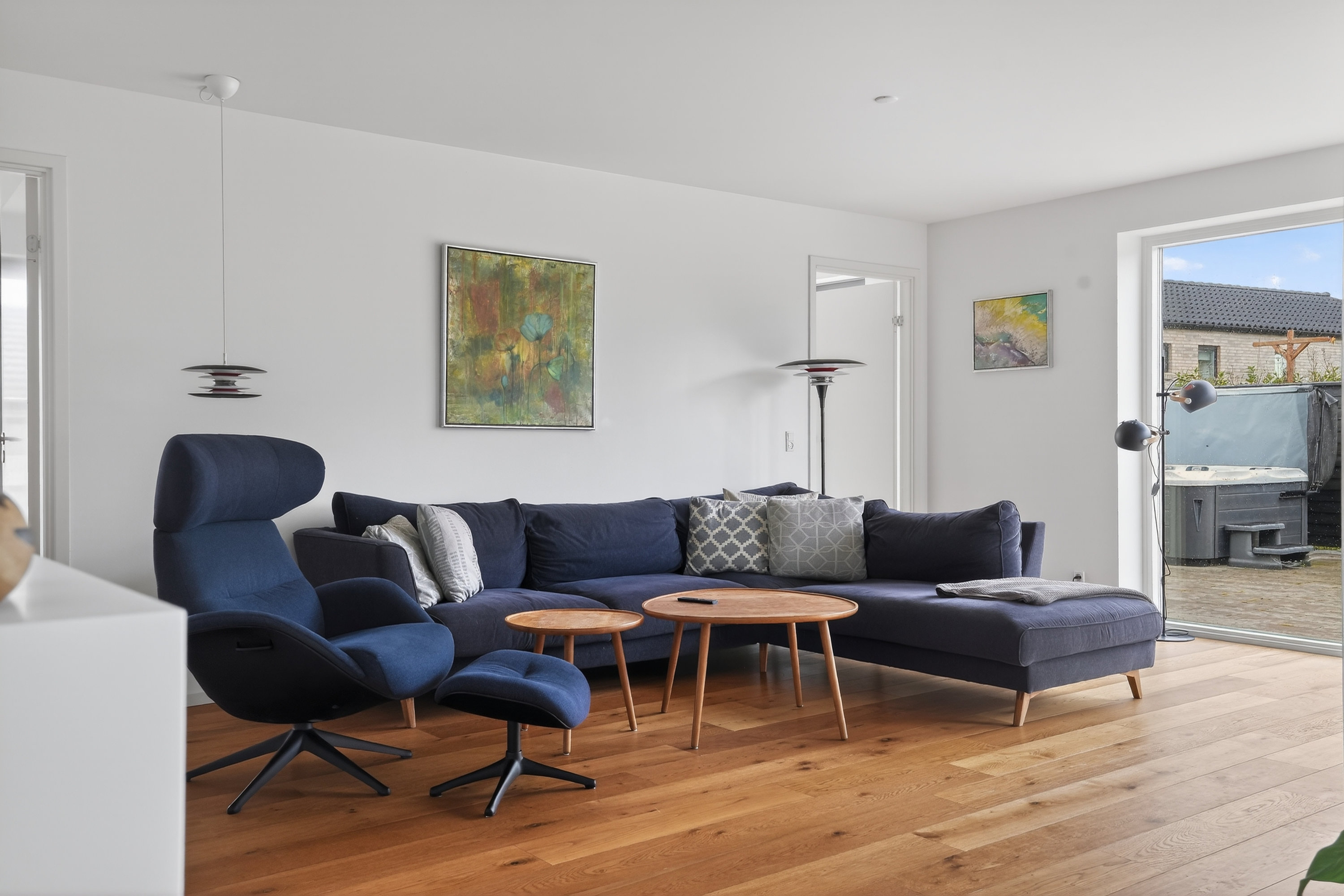 Fremhævet stue billede i fuldskærmstilstand. Billede af Godskes Bakke 3, 4390 Vipperød