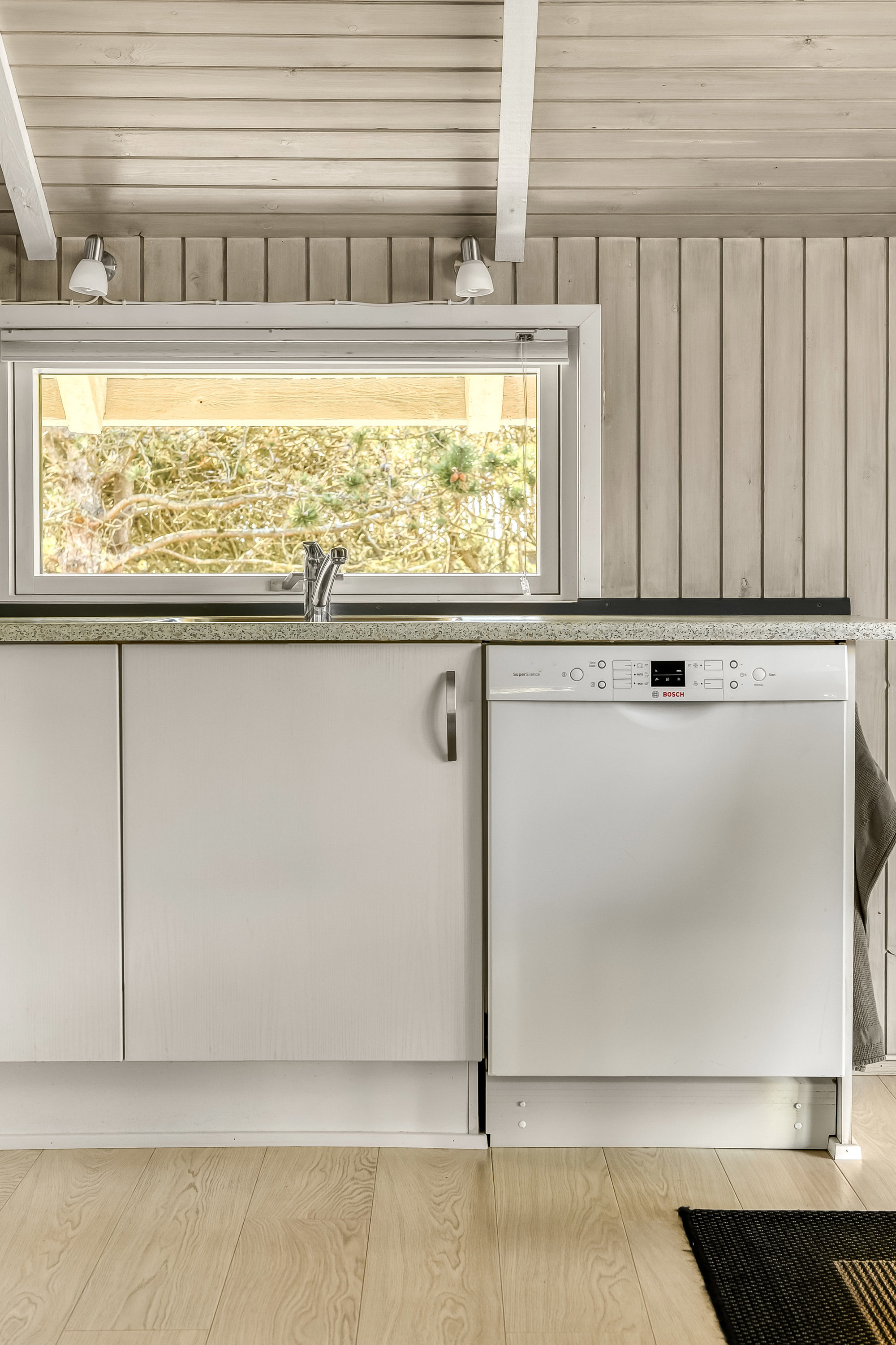 Fremhævet køkken billede i fuldskærmstilstand. Billede af Hedetoftvej 19, 6857 Blåvand