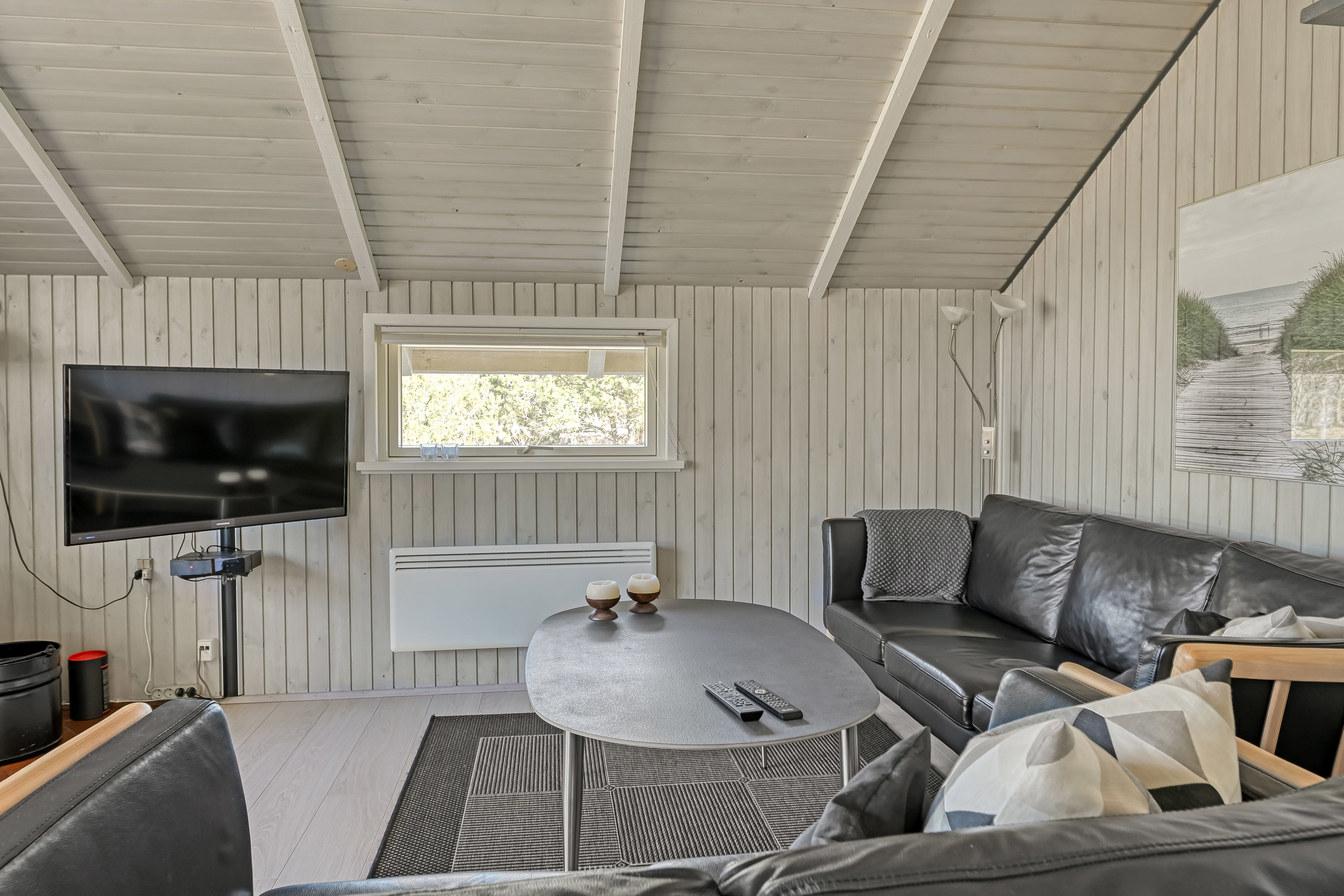 Fremhævet stue billede i fuldskærmstilstand. Billede af Hedetoftvej 19, 6857 Blåvand