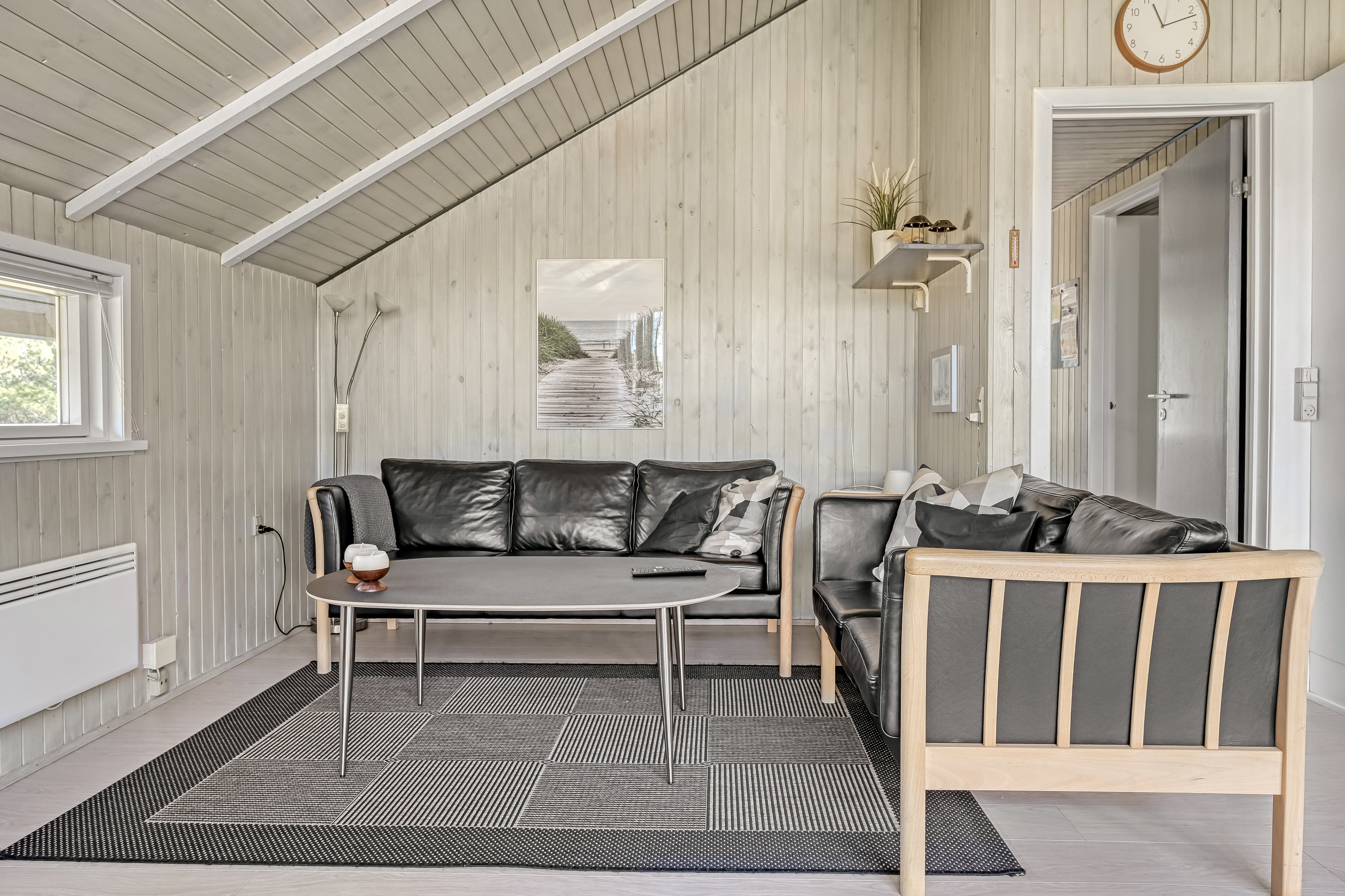 Fremhævet stue billede i fuldskærmstilstand. Billede af Hedetoftvej 19, 6857 Blåvand