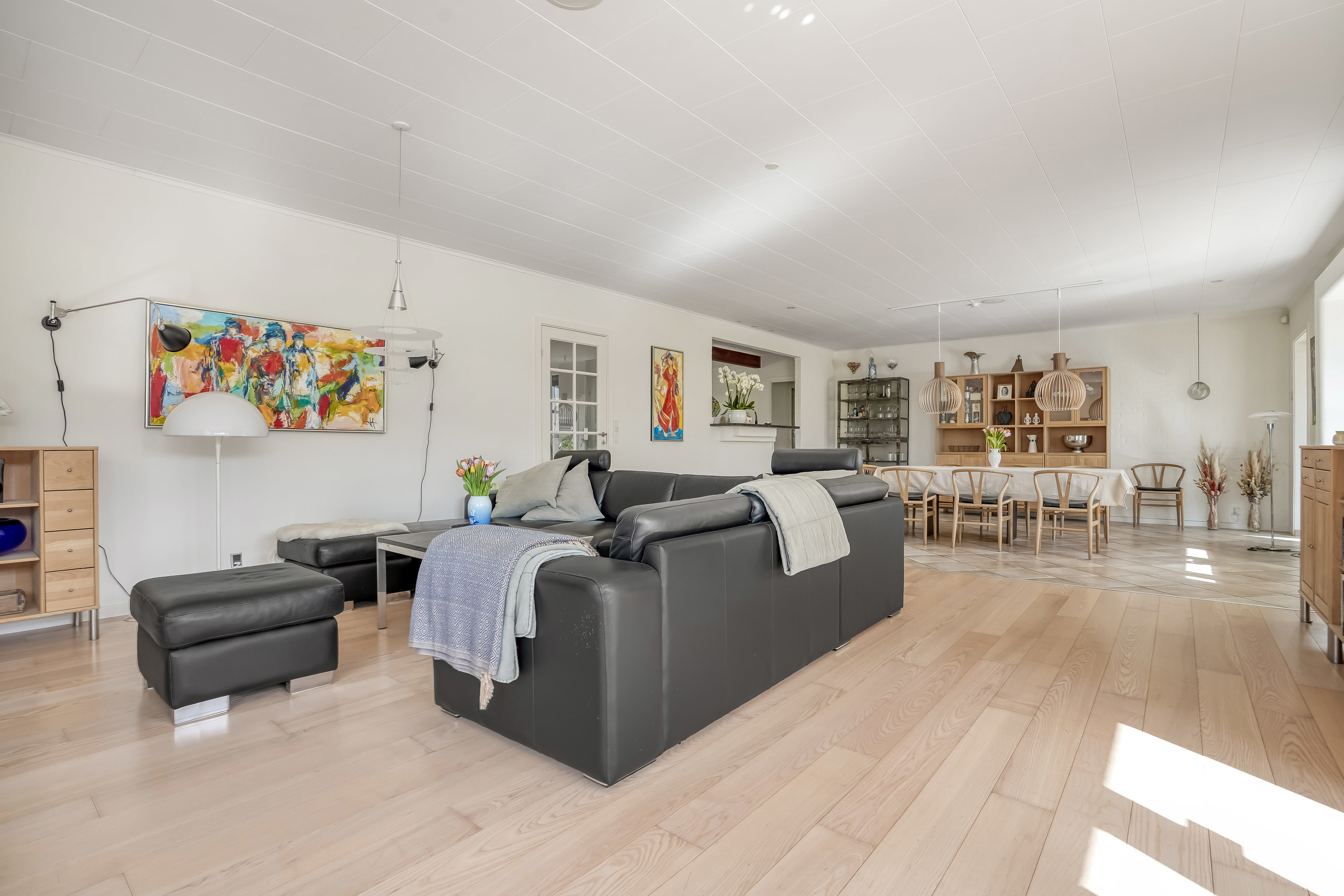 Fremhævet stue billede i fuldskærmstilstand. Billede af Kallerupvej 68, 5230 Odense M