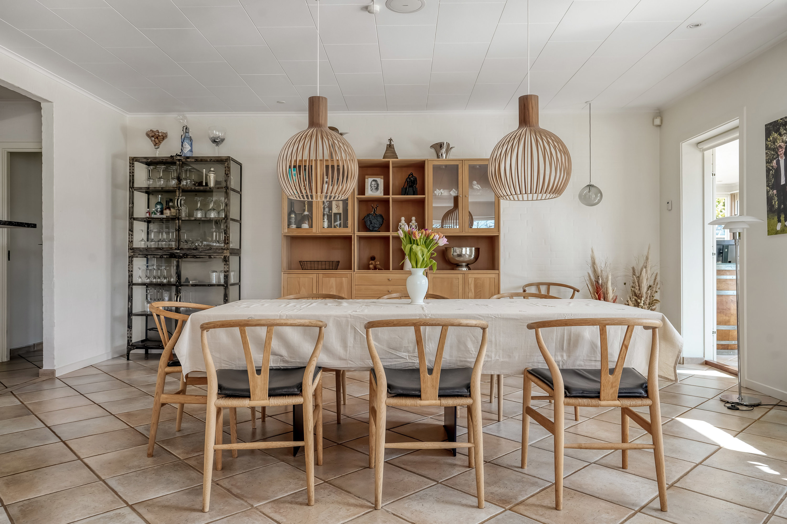 Fremhævet stue billede i fuldskærmstilstand. Billede af Kallerupvej 68, 5230 Odense M