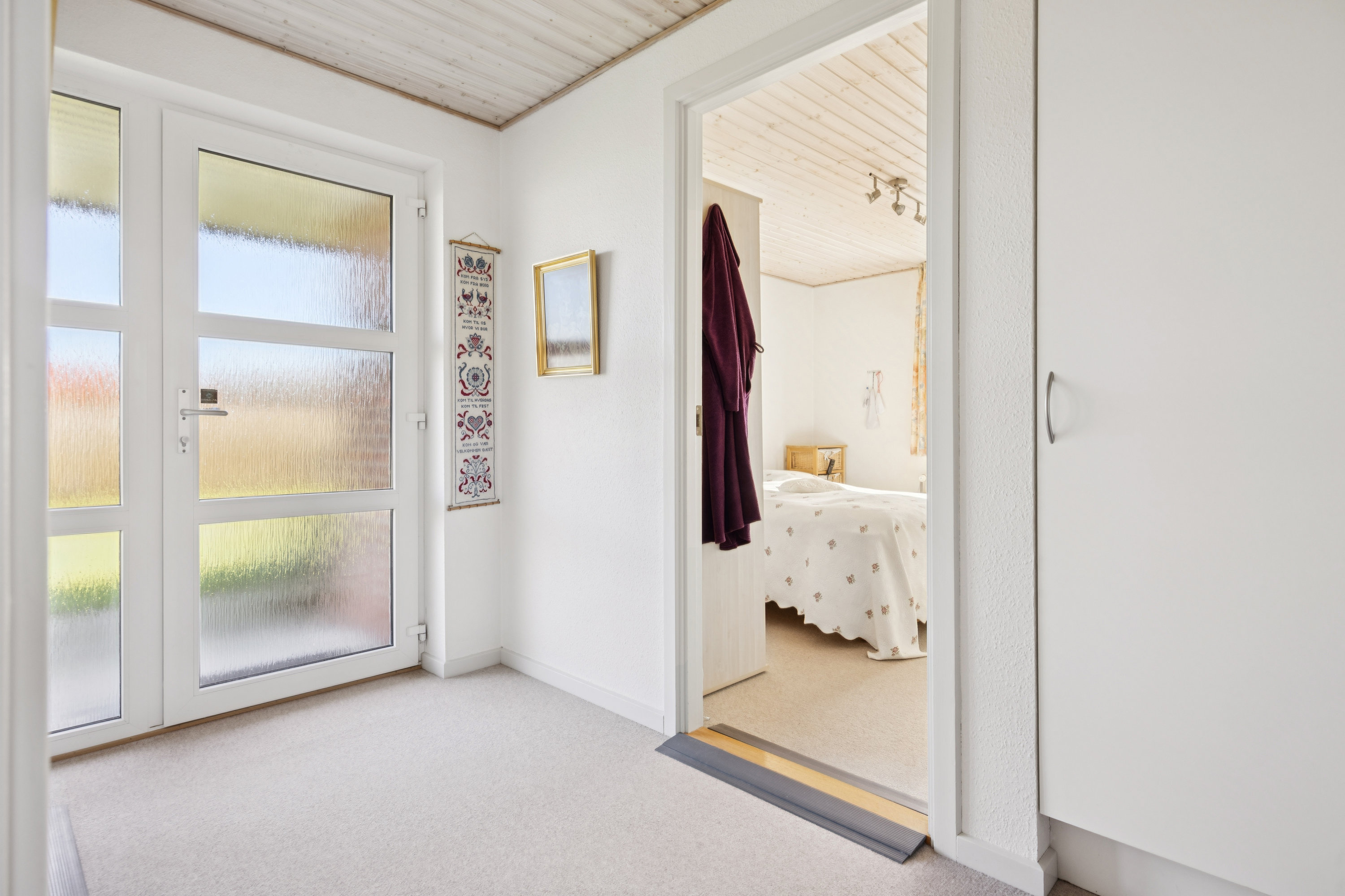 Fremhævet gang billede i fuldskærmstilstand. Billede af Lucernehaven 70, Ulsted, 9370 Hals