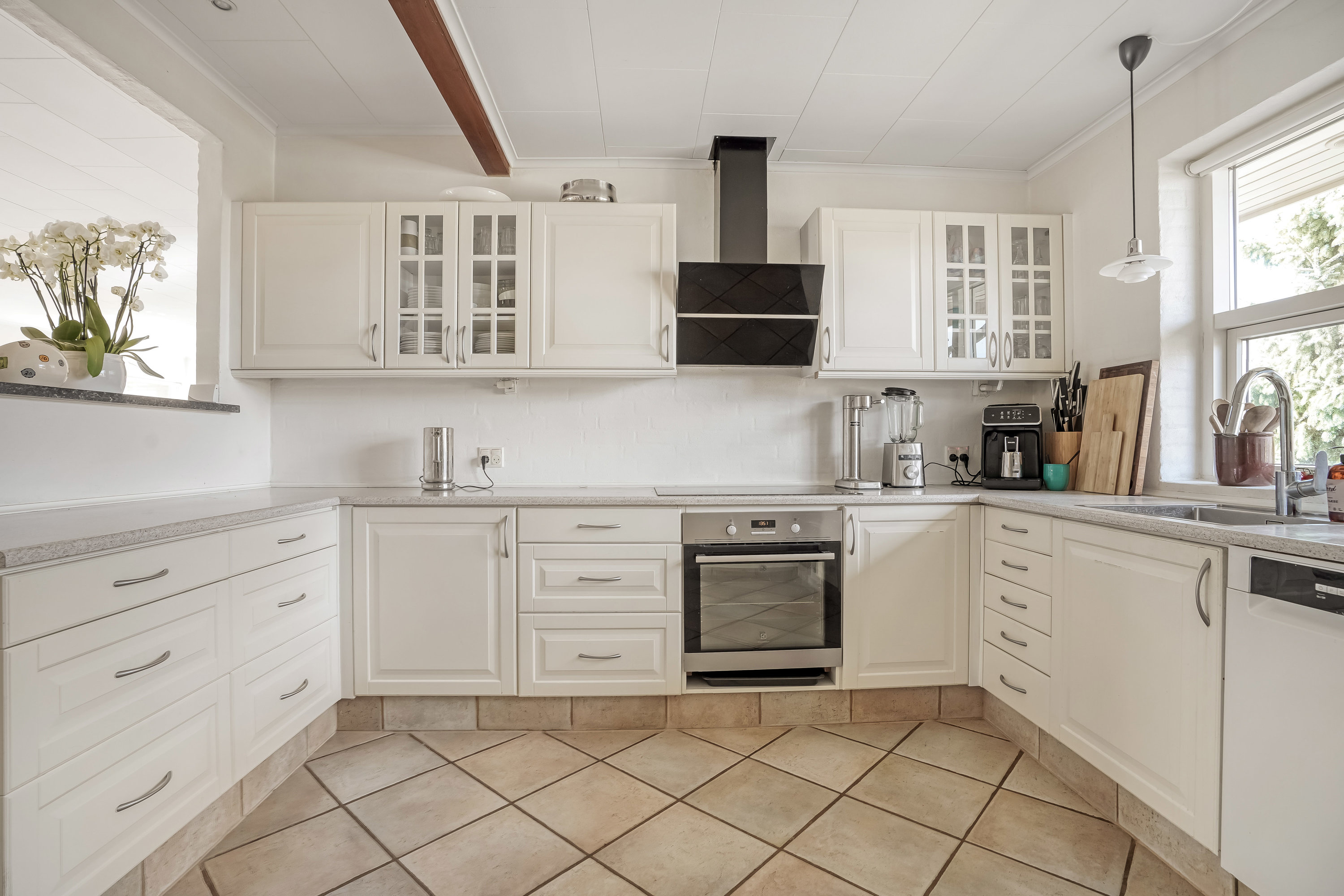 Fremhævet køkken billede i fuldskærmstilstand. Billede af Kallerupvej 68, 5230 Odense M