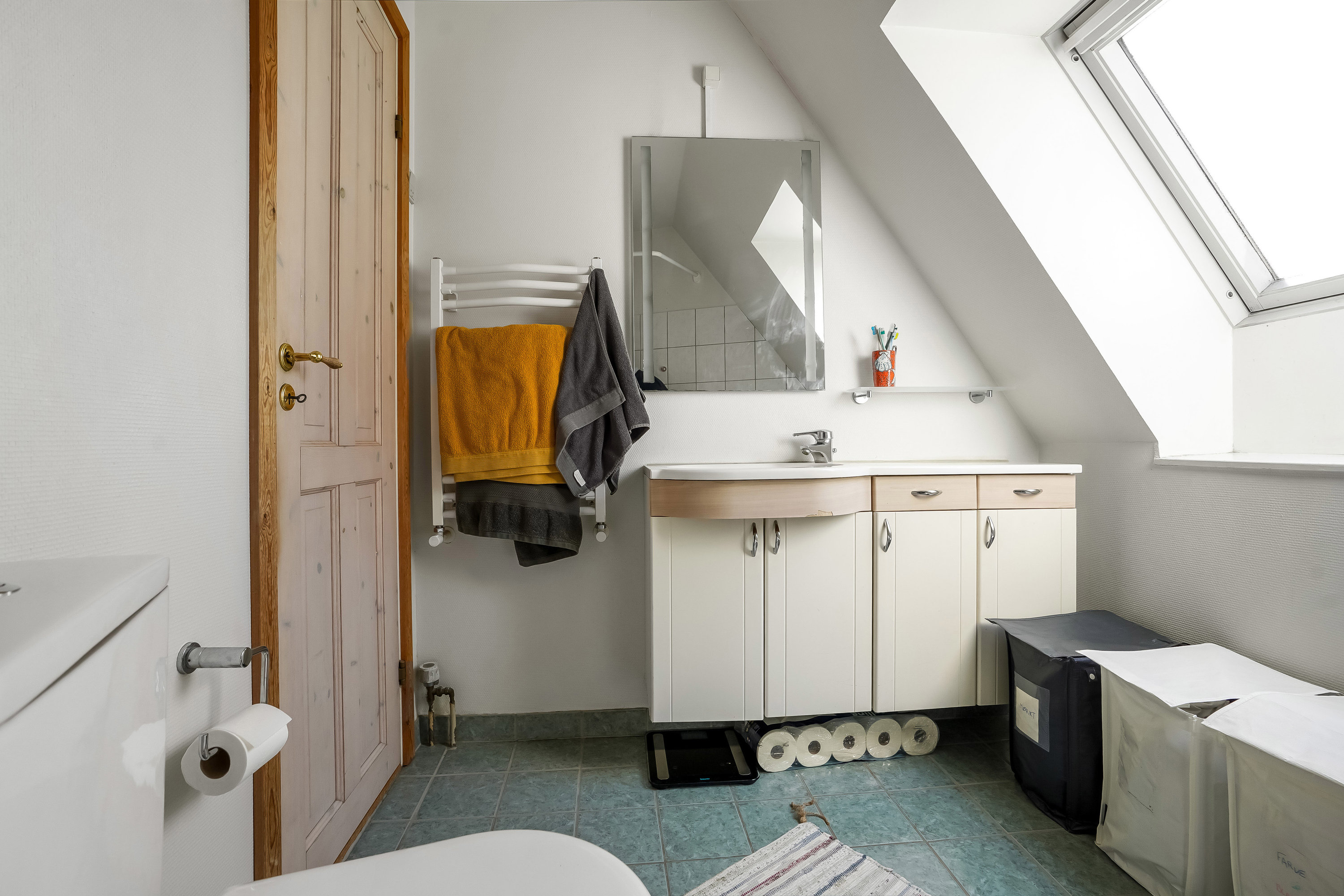 Fremhævet toilet billede i fuldskærmstilstand. Billede af Nørregade 24, 2., 5000 Odense C