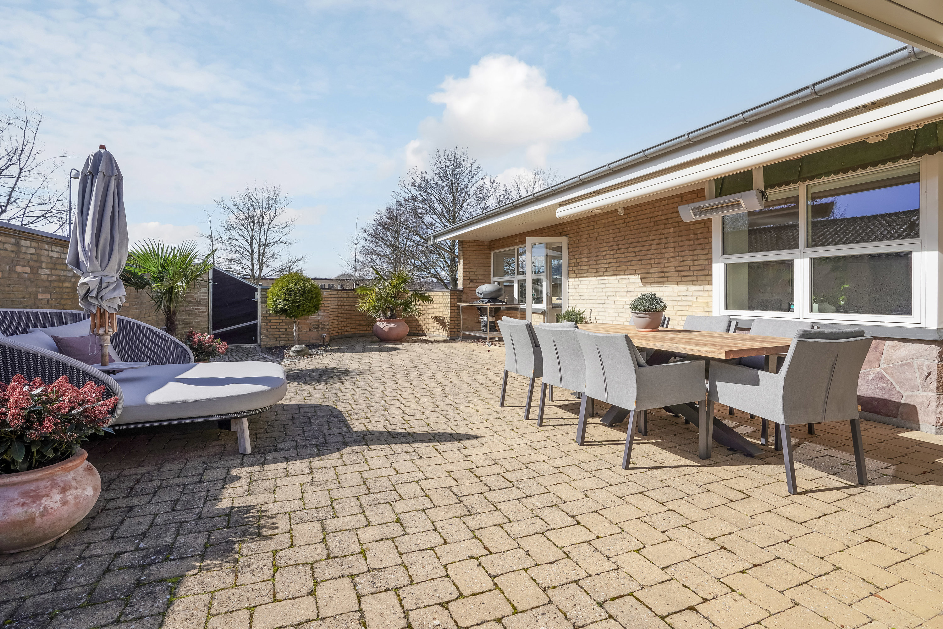 Fremhævet terrasse billede i fuldskærmstilstand. Billede af Kallerupvej 68, 5230 Odense M