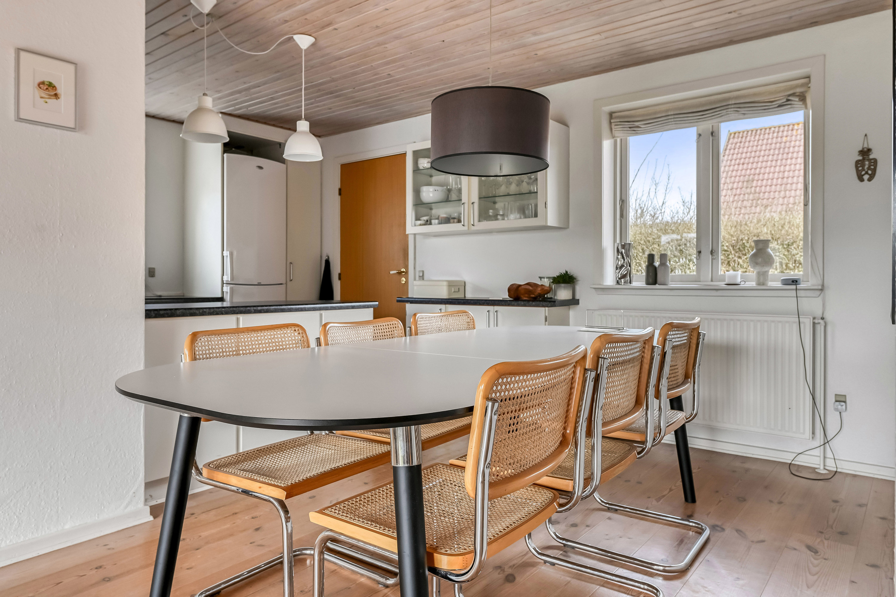 Fremhævet køkken billede i fuldskærmstilstand. Billede af Blomsterparken 3H, 6710 Esbjerg V