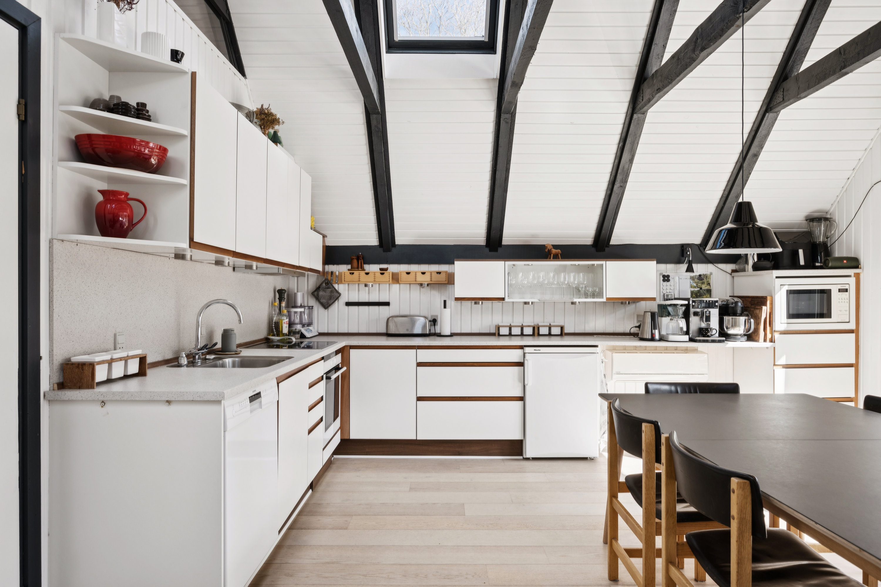 Fremhævet køkken billede i fuldskærmstilstand. Billede af Æselvej 4, Øer, 8400 Ebeltoft