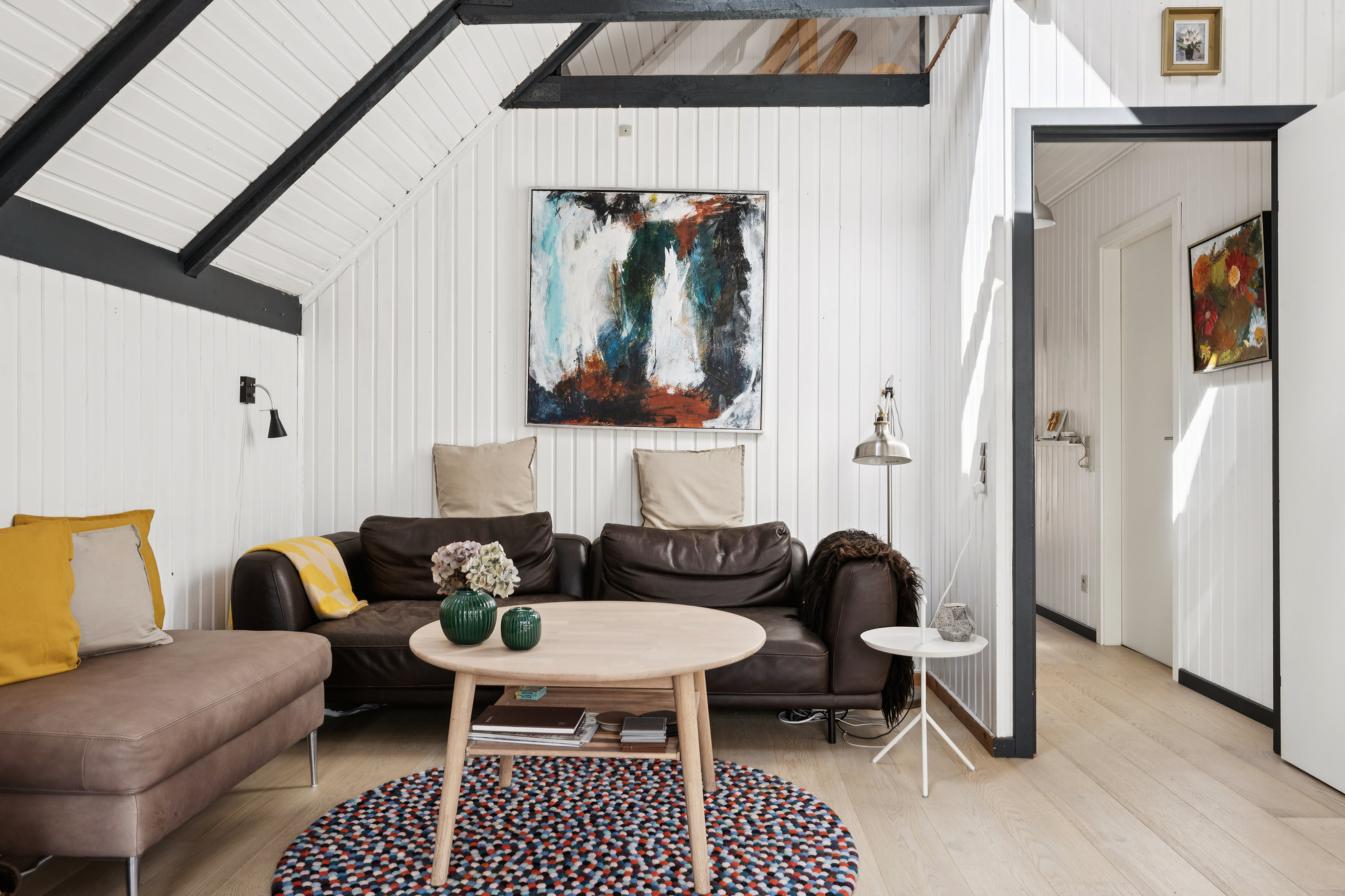 Fremhævet stue billede i fuldskærmstilstand. Billede af Æselvej 4, Øer, 8400 Ebeltoft