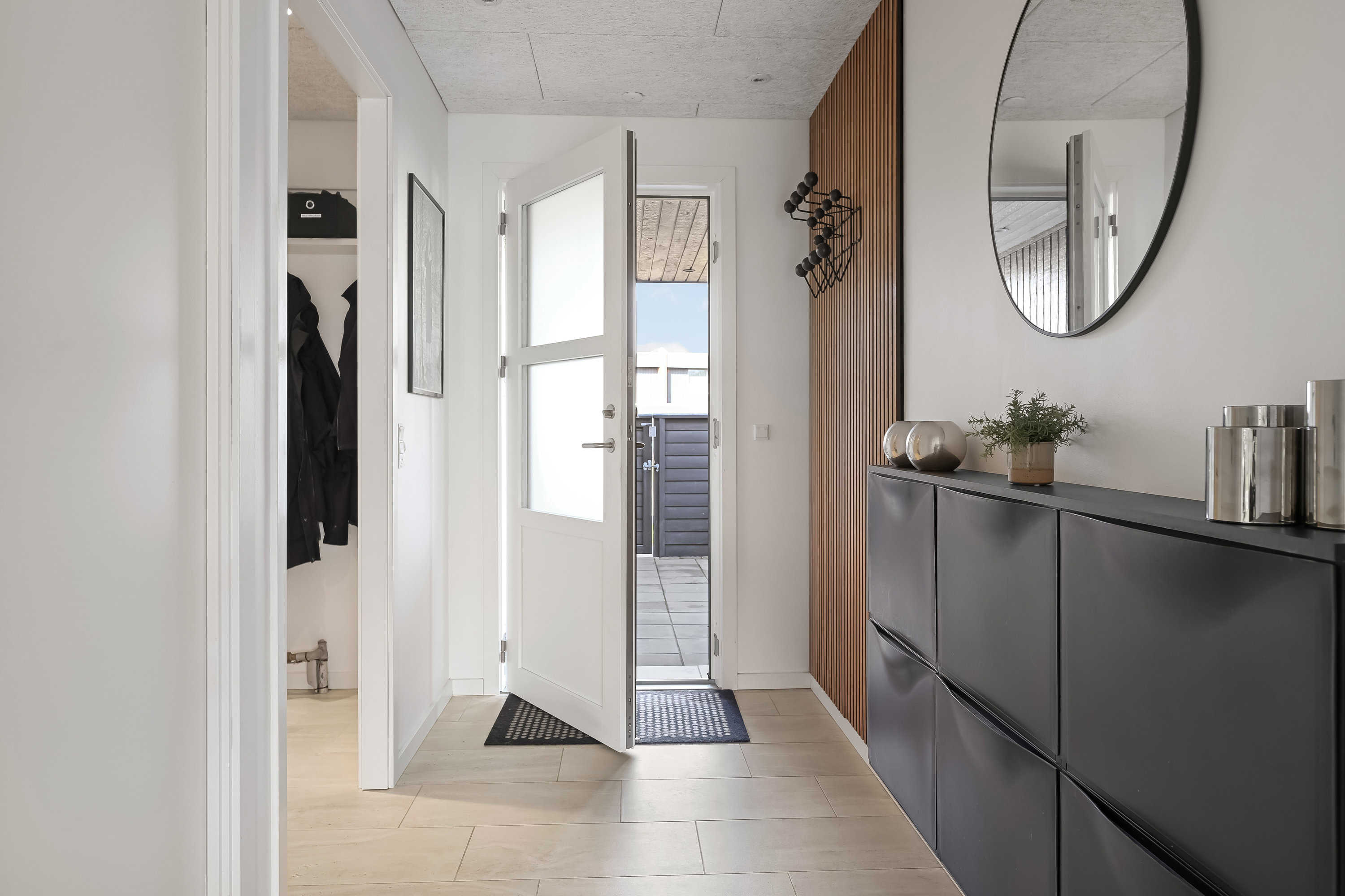 Fremhævet entré billede i fuldskærmstilstand. Billede af Grønlandsparken 138A, 6715 Esbjerg N