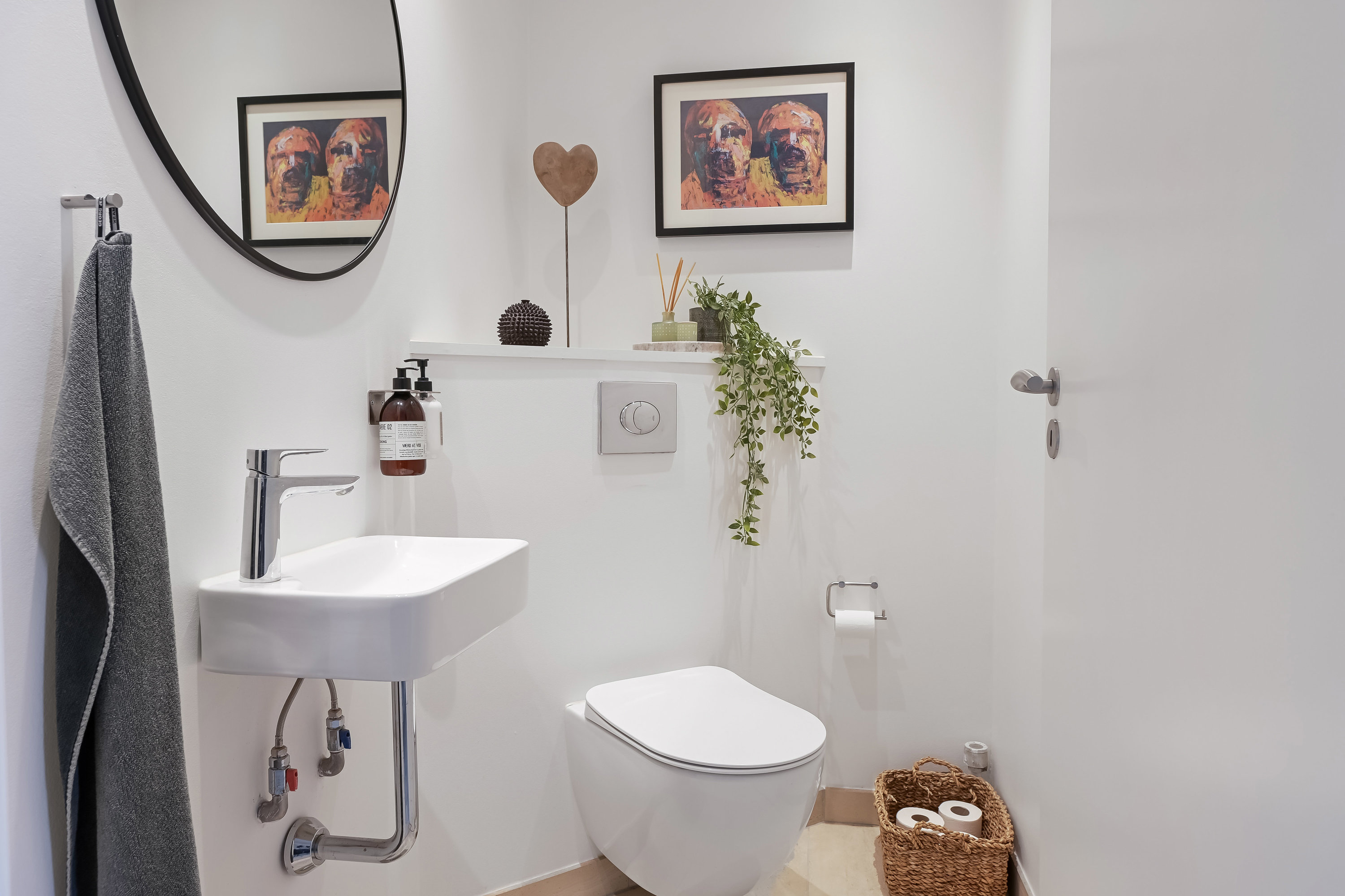 Fremhævet toilet billede i fuldskærmstilstand. Billede af Grønlandsparken 138A, 6715 Esbjerg N