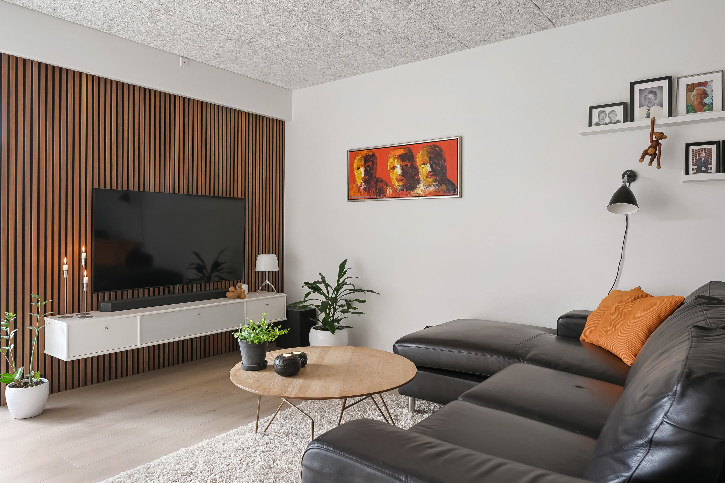 Fremhævet stue billede i fuldskærmstilstand. Billede af Grønlandsparken 138A, 6715 Esbjerg N