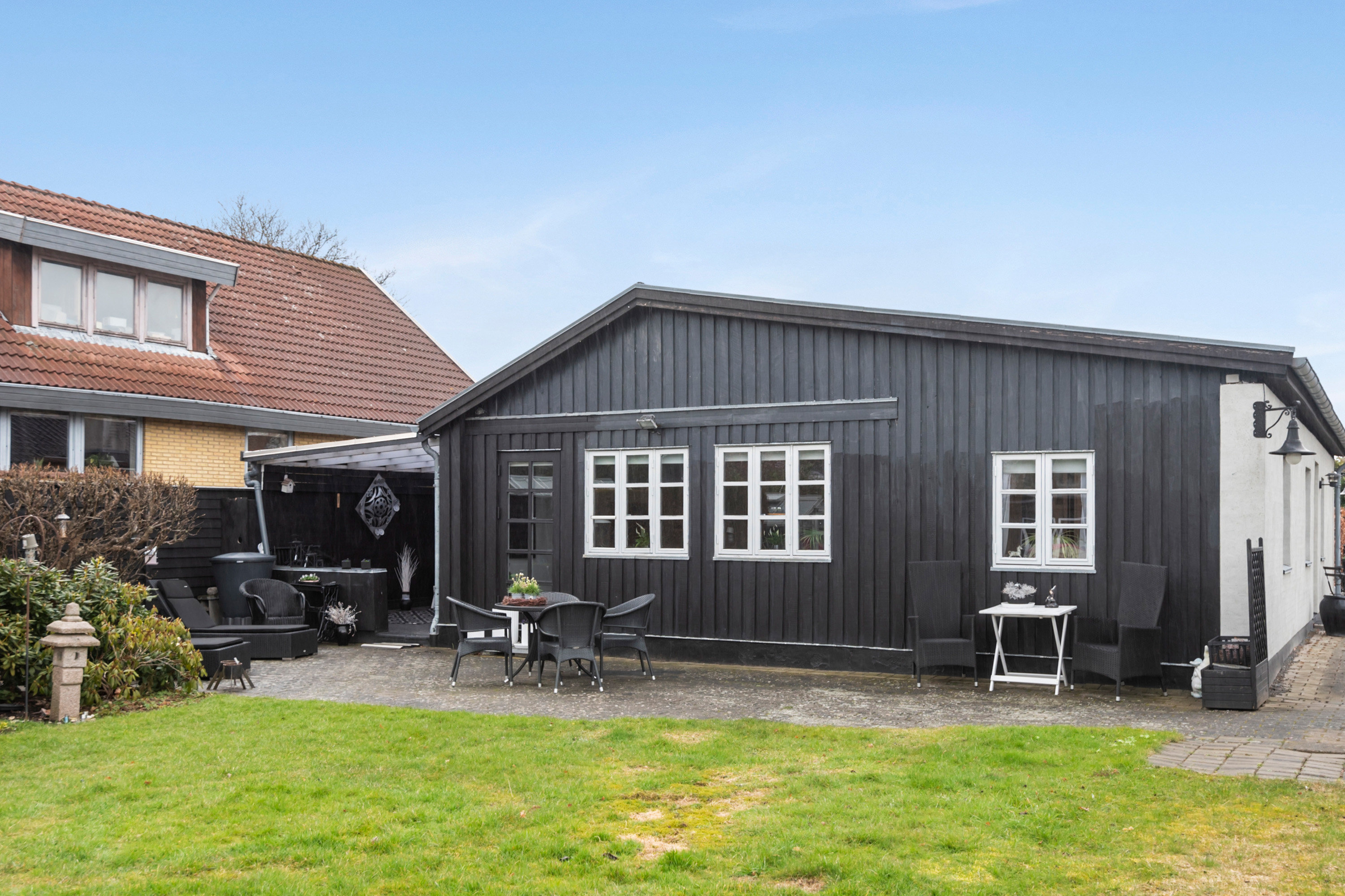 Fremhævet ejendommen billede i fuldskærmstilstand. Billede af Hyttevænget 7, 2665 Vallensbæk Strand