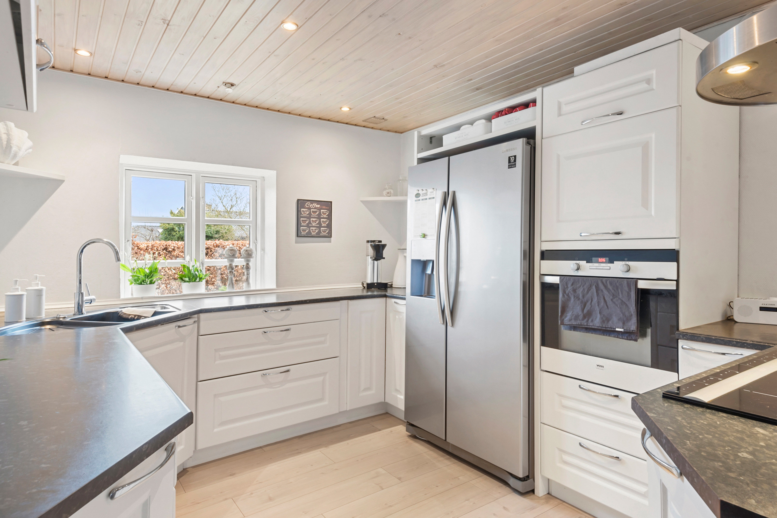 Fremhævet køkken billede i fuldskærmstilstand. Billede af Hyttevænget 7, 2665 Vallensbæk Strand