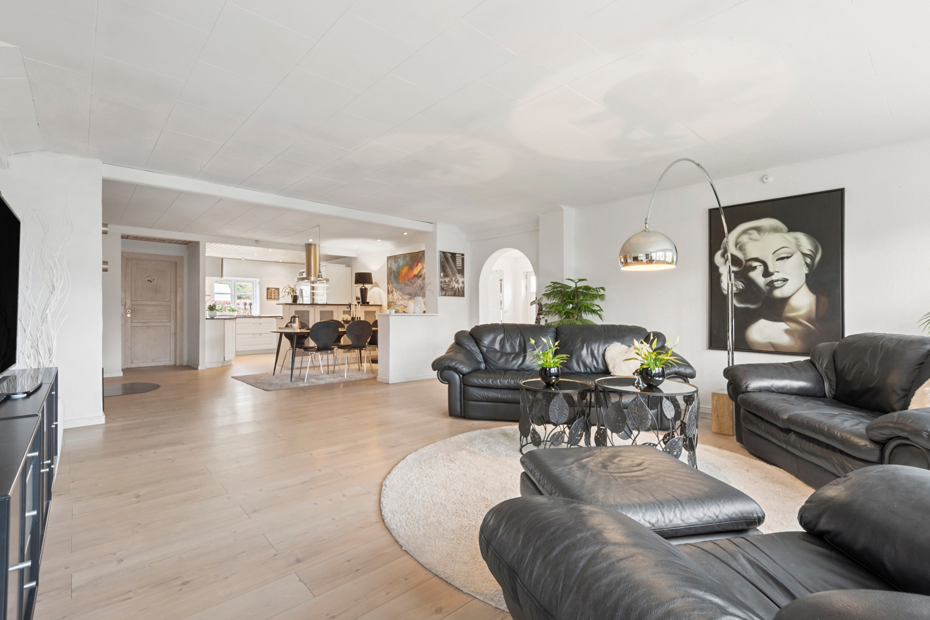 Fremhævet stue billede i fuldskærmstilstand. Billede af Hyttevænget 7, 2665 Vallensbæk Strand