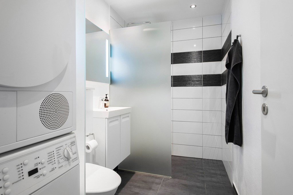 Fremhævet badeværelse billede i fuldskærmstilstand. Billede af Blegdalsparken 35, 2. th., 9000 Aalborg