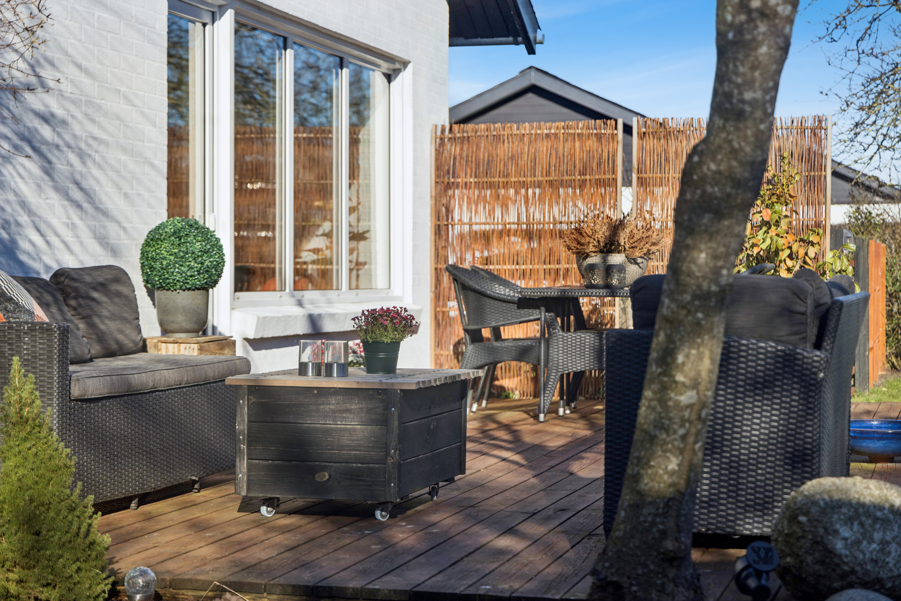 Fremhævet terrasse billede i fuldskærmstilstand. Billede af Junkerens Vej 4, 9240 Nibe