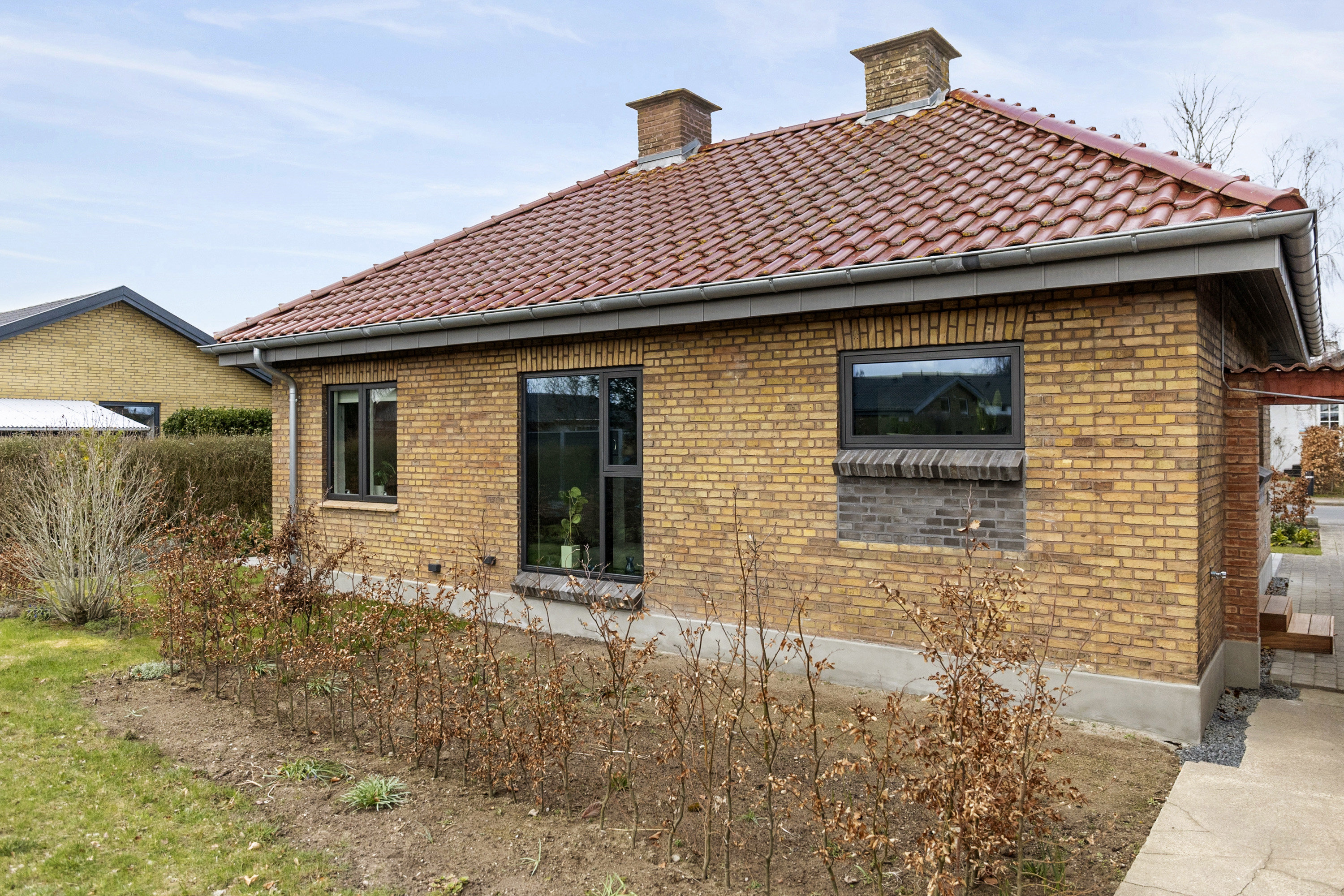 Fremhævet ejendommen billede i fuldskærmstilstand. Billede af Strand Allé 19, Seden, 5240 Odense NØ