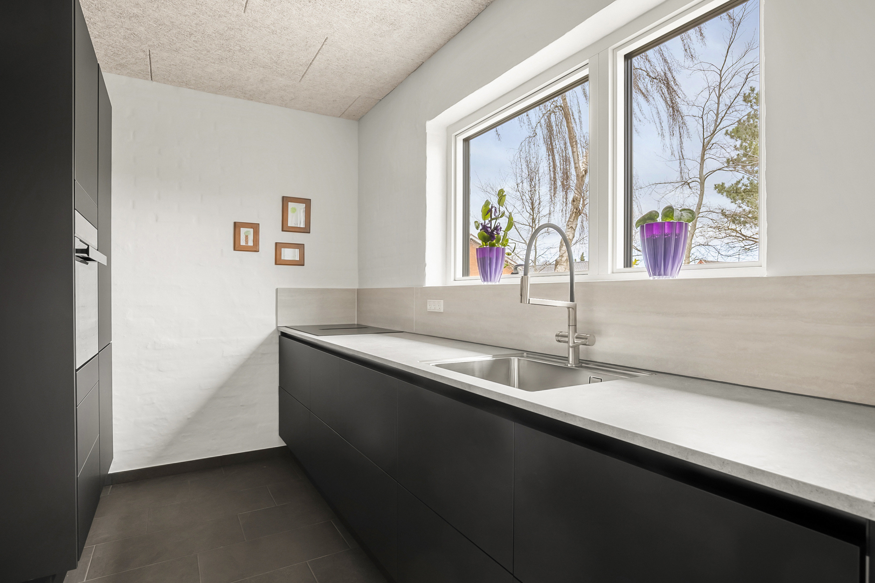 Fremhævet køkken billede i fuldskærmstilstand. Billede af Strand Allé 19, Seden, 5240 Odense NØ