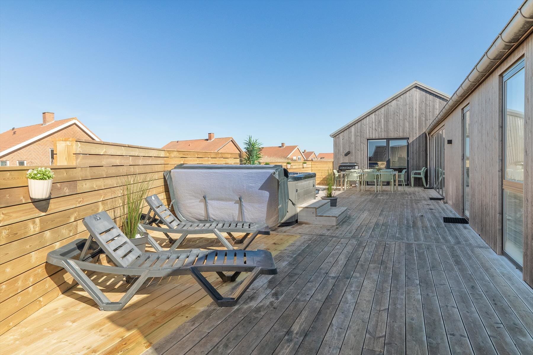 Fremhævet  billede i fuldskærmstilstand. Billede af Knaresbrovej 13, Vejlby, 7673 Harboøre