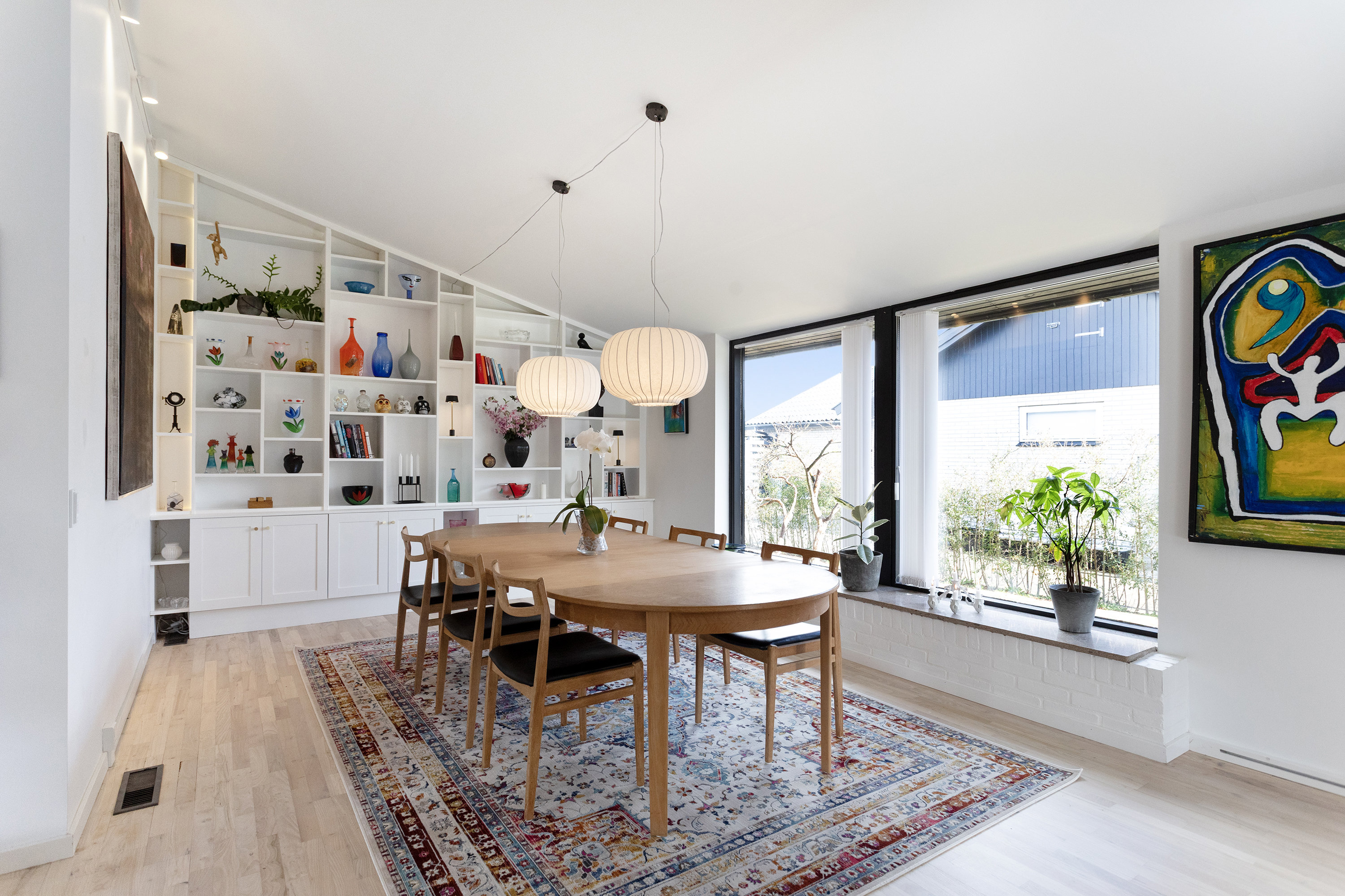 Fremhævet stue billede i fuldskærmstilstand. Billede af Skebyvej 32, 2740 Skovlunde