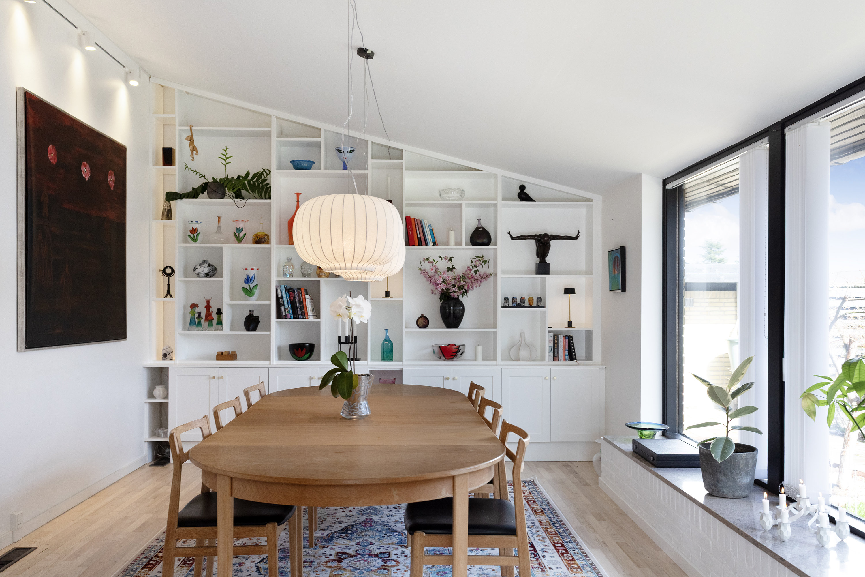 Fremhævet stue billede i fuldskærmstilstand. Billede af Skebyvej 32, 2740 Skovlunde