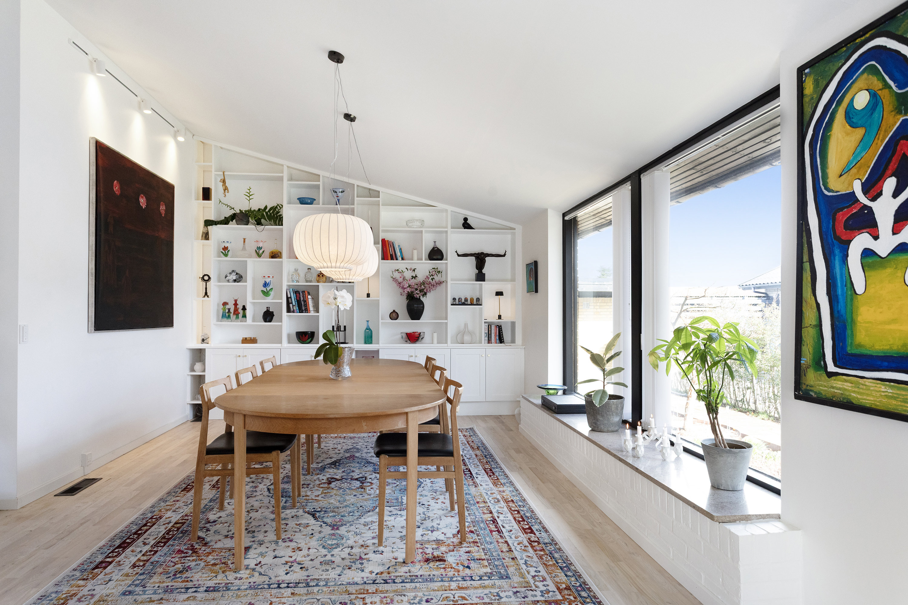 Fremhævet stue billede i fuldskærmstilstand. Billede af Skebyvej 32, 2740 Skovlunde