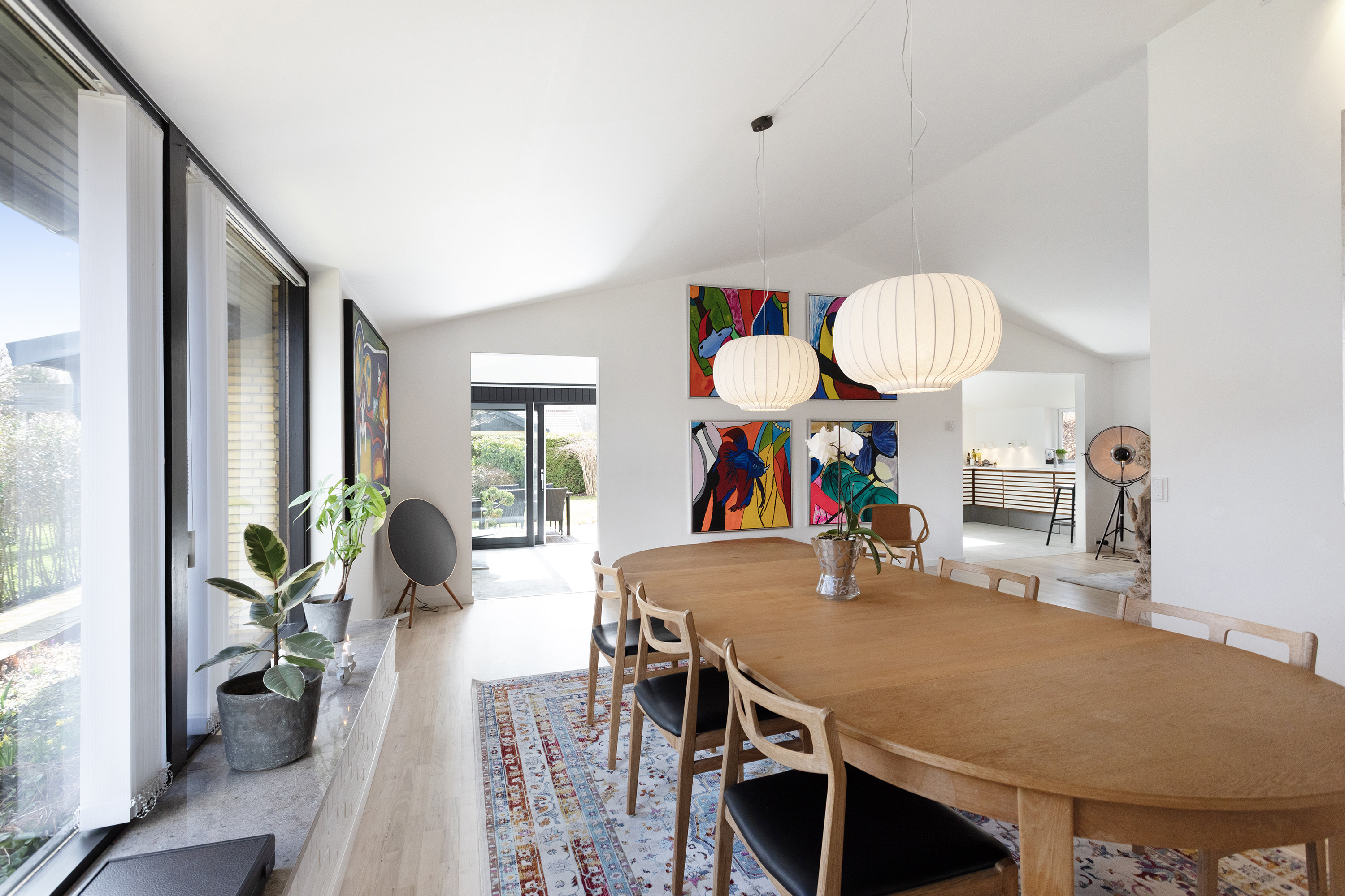 Fremhævet stue billede i fuldskærmstilstand. Billede af Skebyvej 32, 2740 Skovlunde