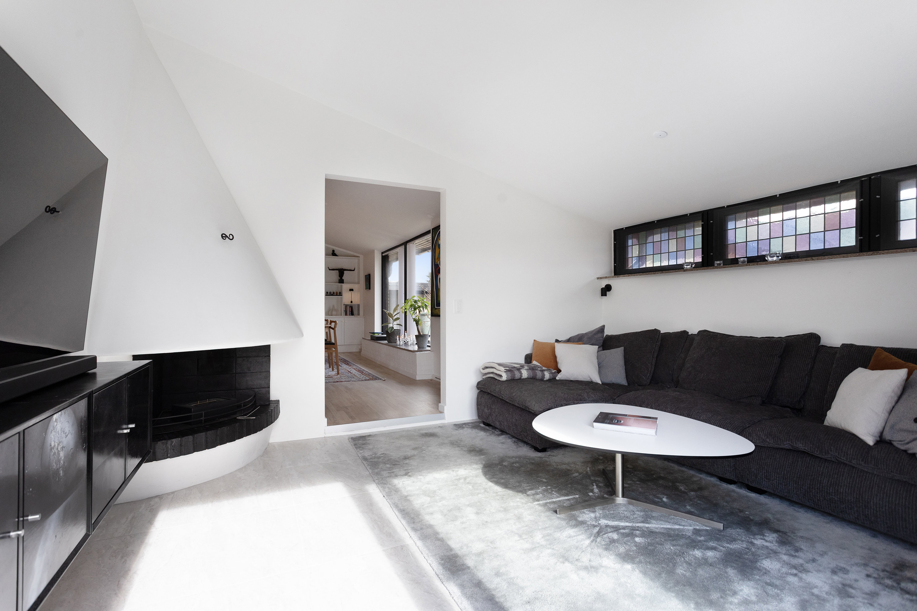 Fremhævet stue billede i fuldskærmstilstand. Billede af Skebyvej 32, 2740 Skovlunde