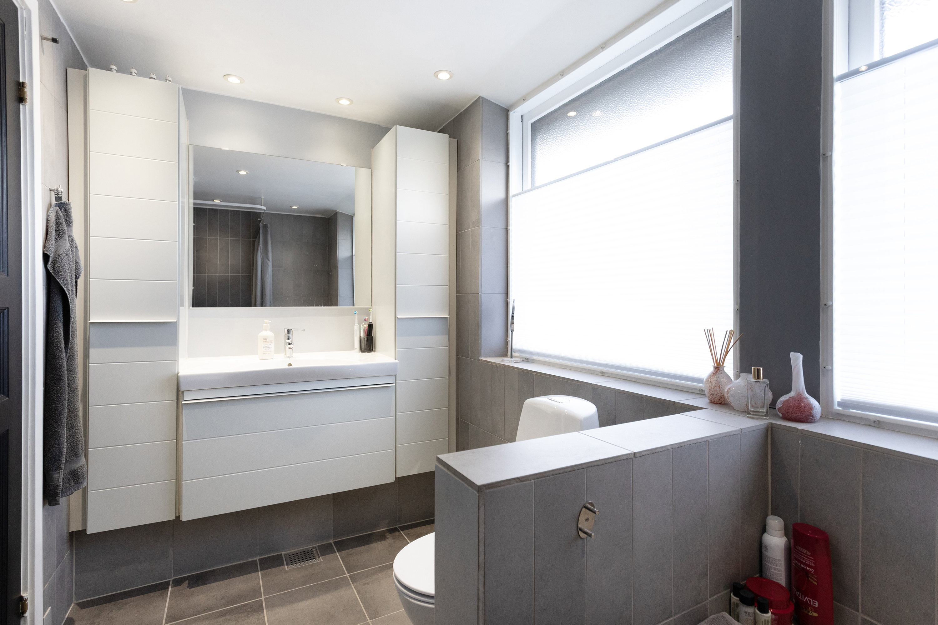 Fremhævet badeværelse billede i fuldskærmstilstand. Billede af Skebyvej 32, 2740 Skovlunde