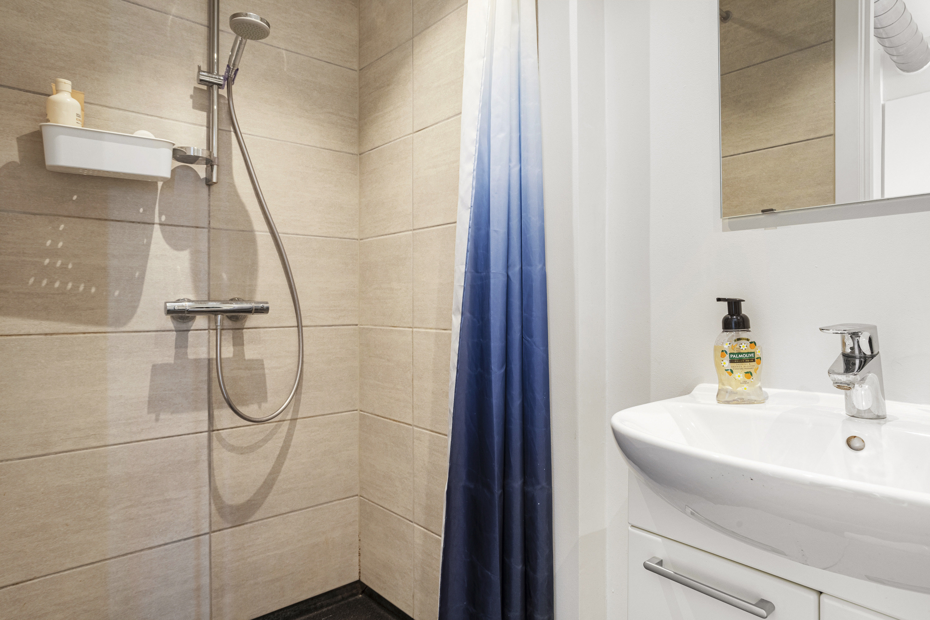 Fremhævet badeværelse billede i fuldskærmstilstand. Billede af Saltholmsgade 25, 1., 8000 Aarhus C