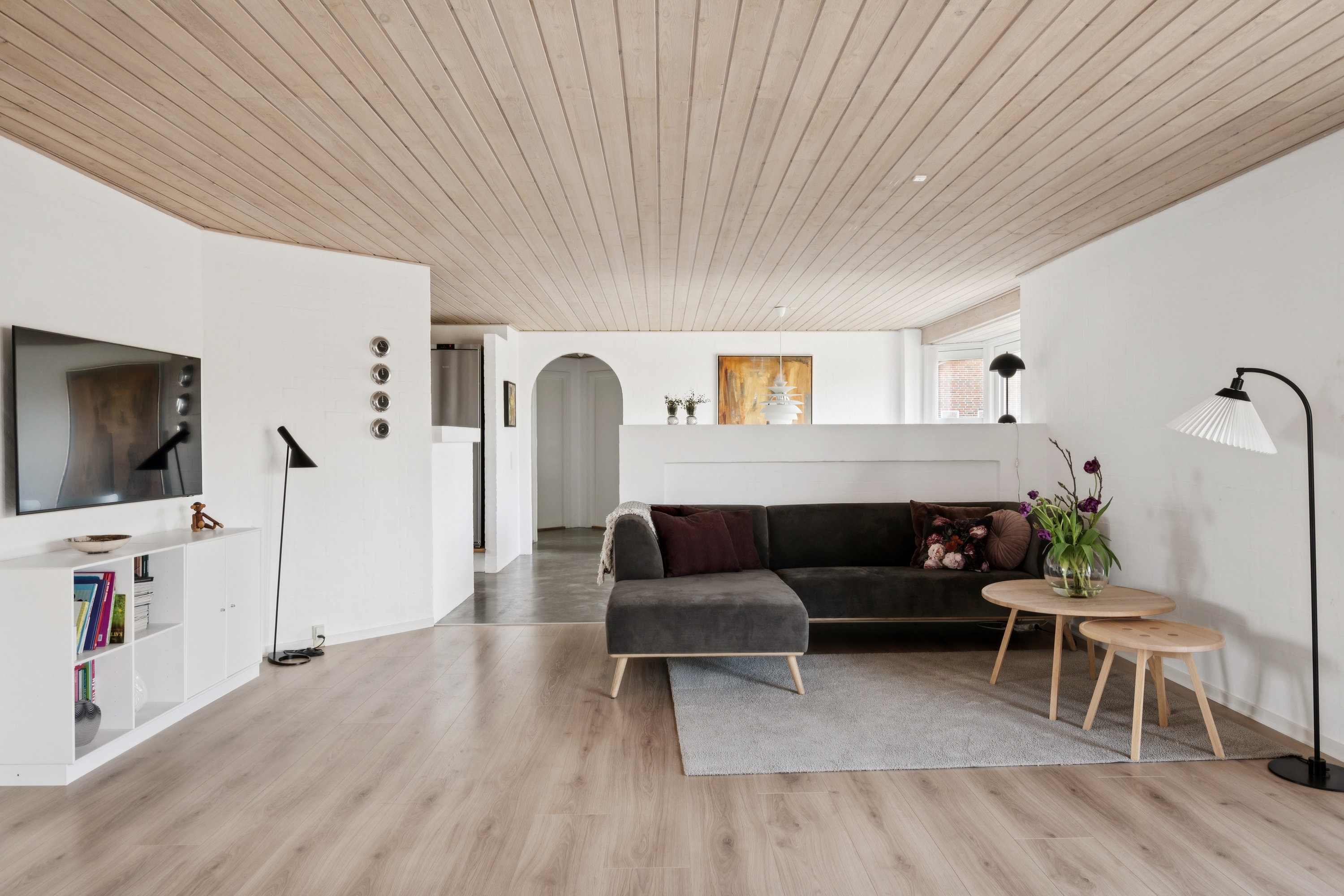 Fremhævet stue billede i fuldskærmstilstand. Billede af Søndermarken 97, Søften, 8382 Hinnerup