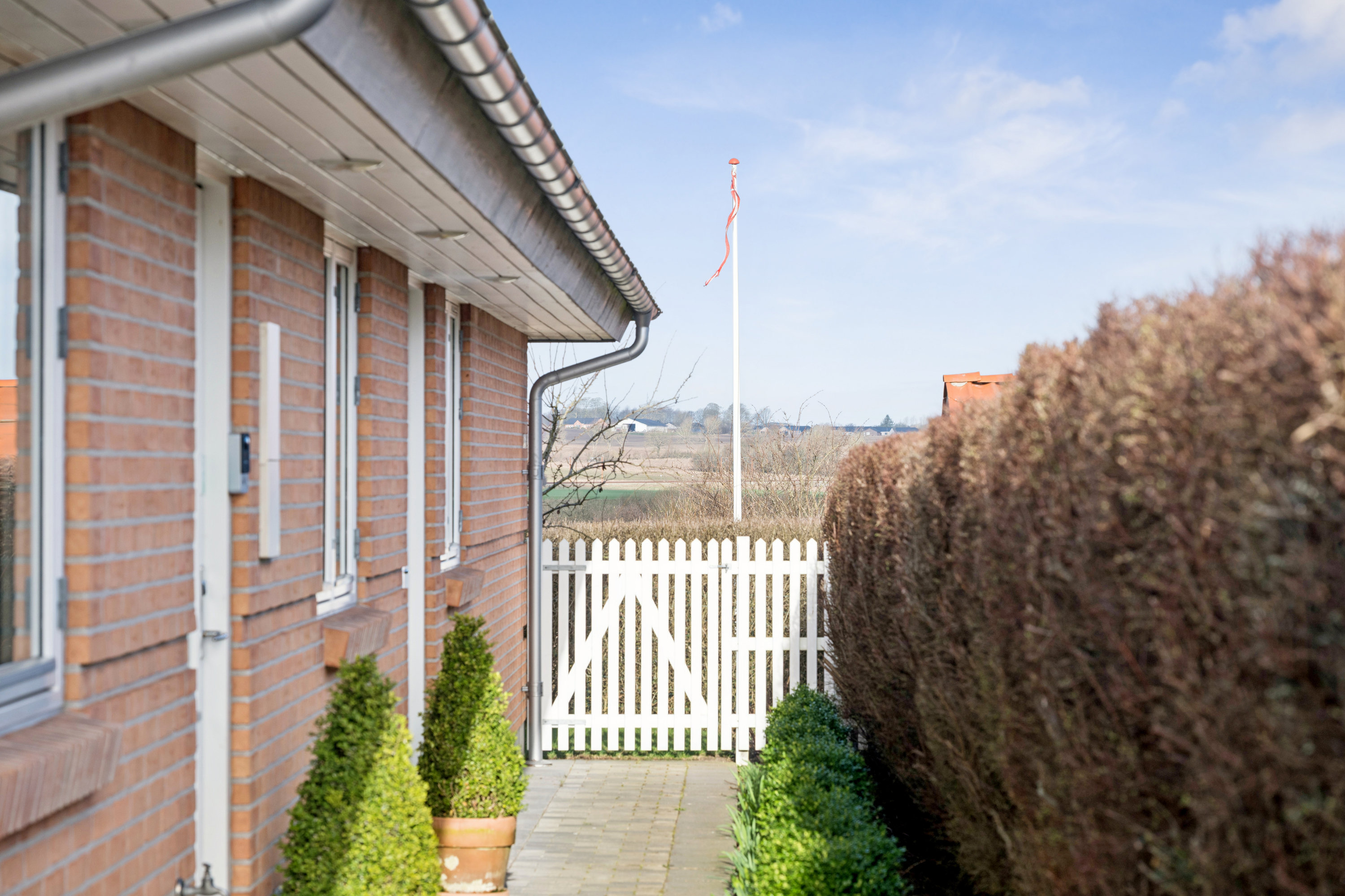 Fremhævet andet billede i fuldskærmstilstand. Billede af Søndermarken 97, Søften, 8382 Hinnerup