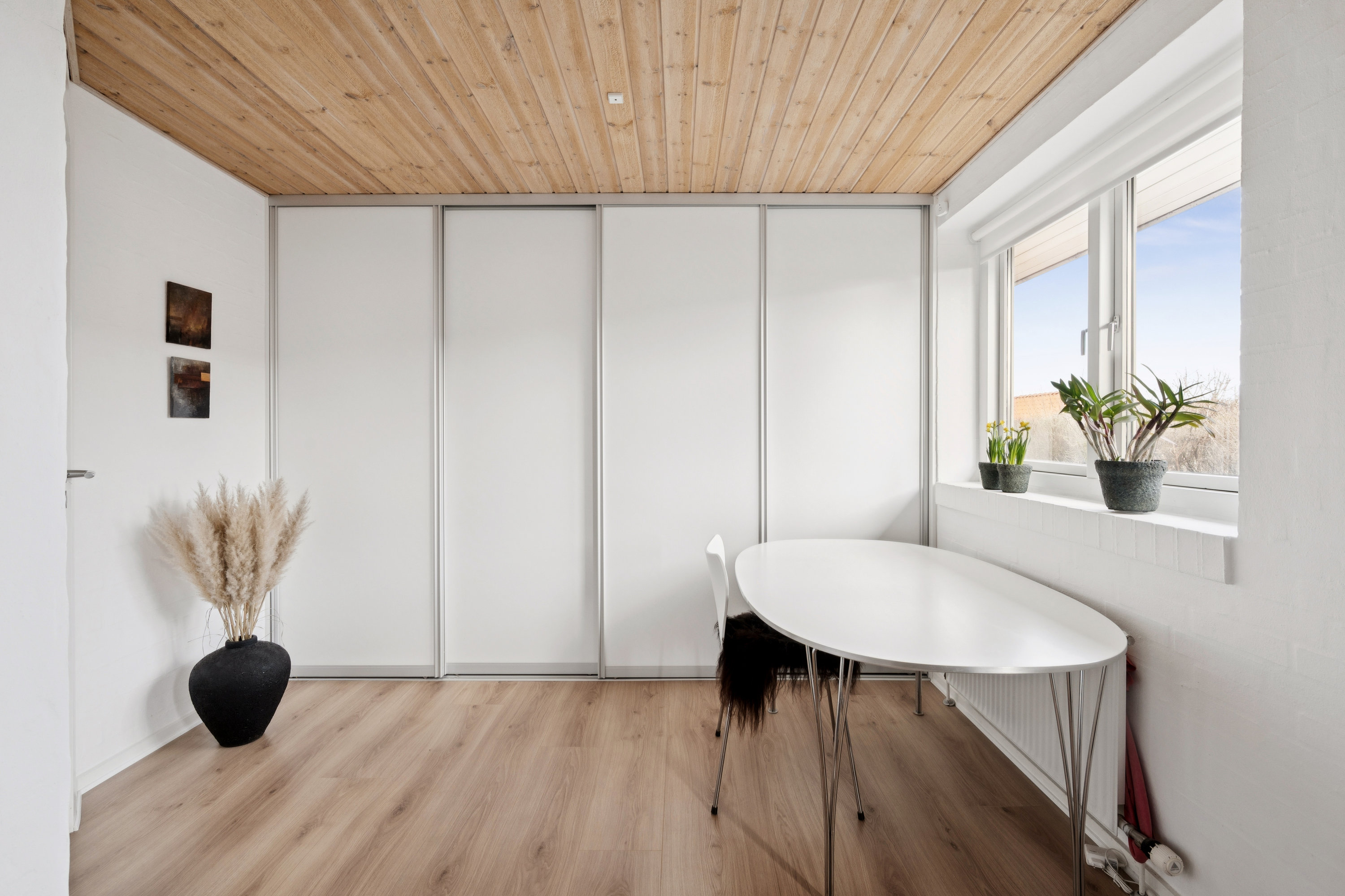 Fremhævet værelse billede i fuldskærmstilstand. Billede af Søndermarken 97, Søften, 8382 Hinnerup